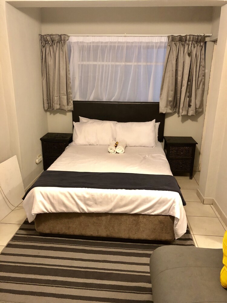 Dossa Guest House