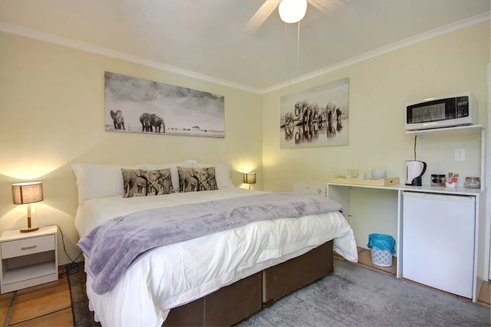 Lenox Lodge Guesthouse