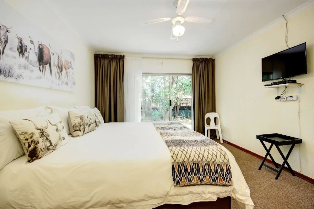 Lenox Lodge Guesthouse
