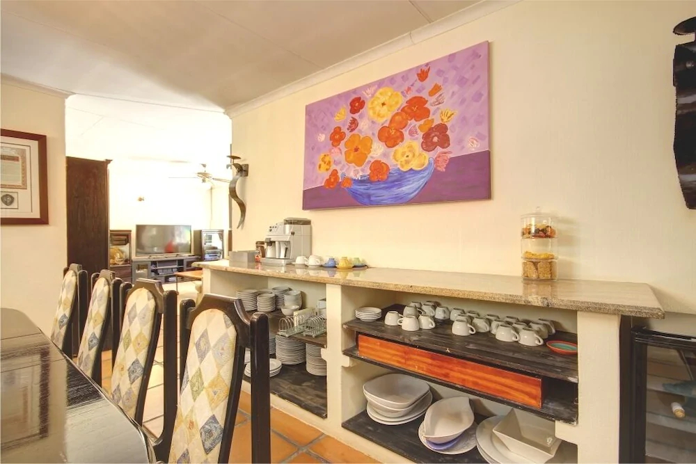 Lenox Lodge Guesthouse