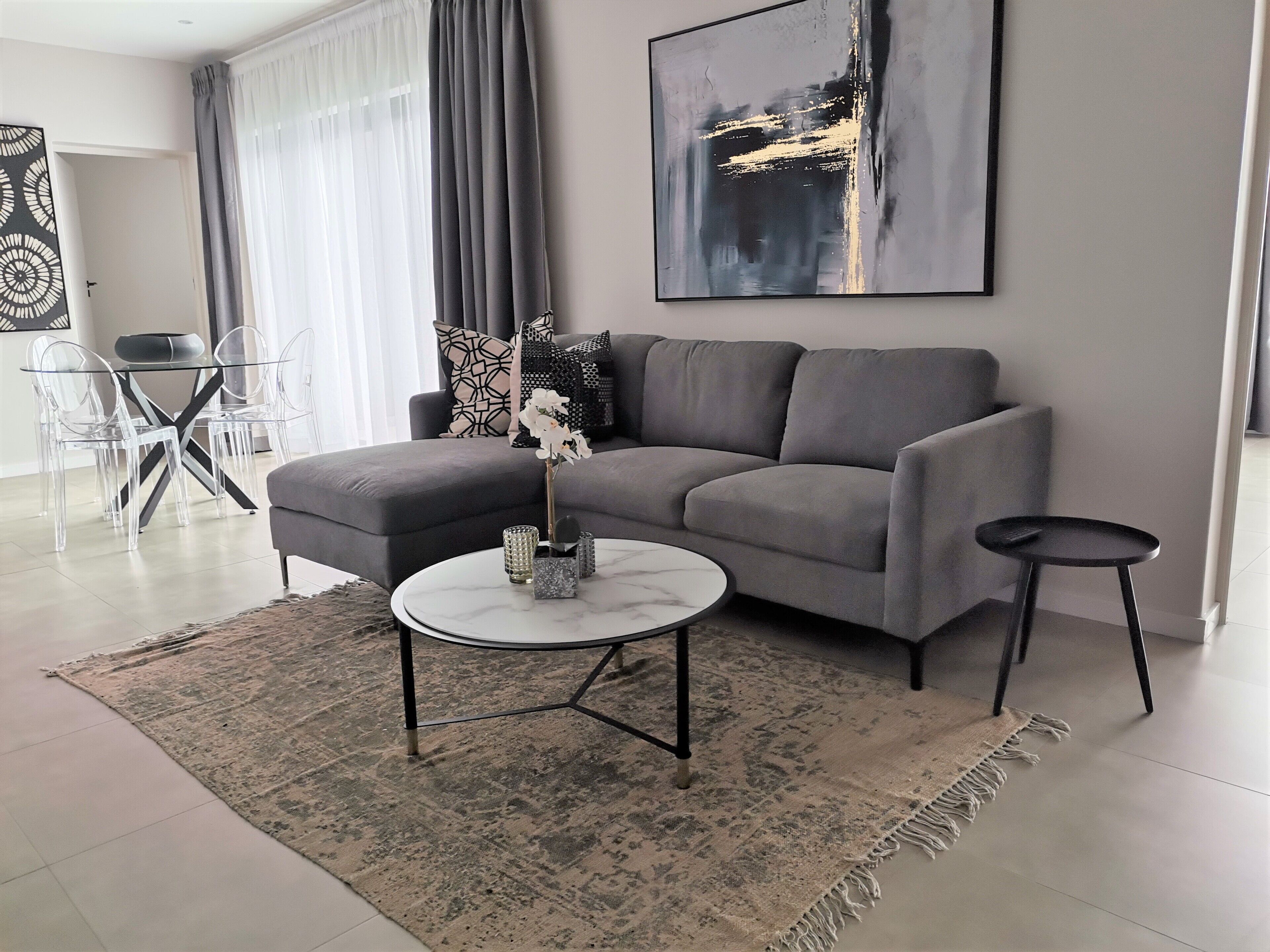 MINT Apartments Greenside