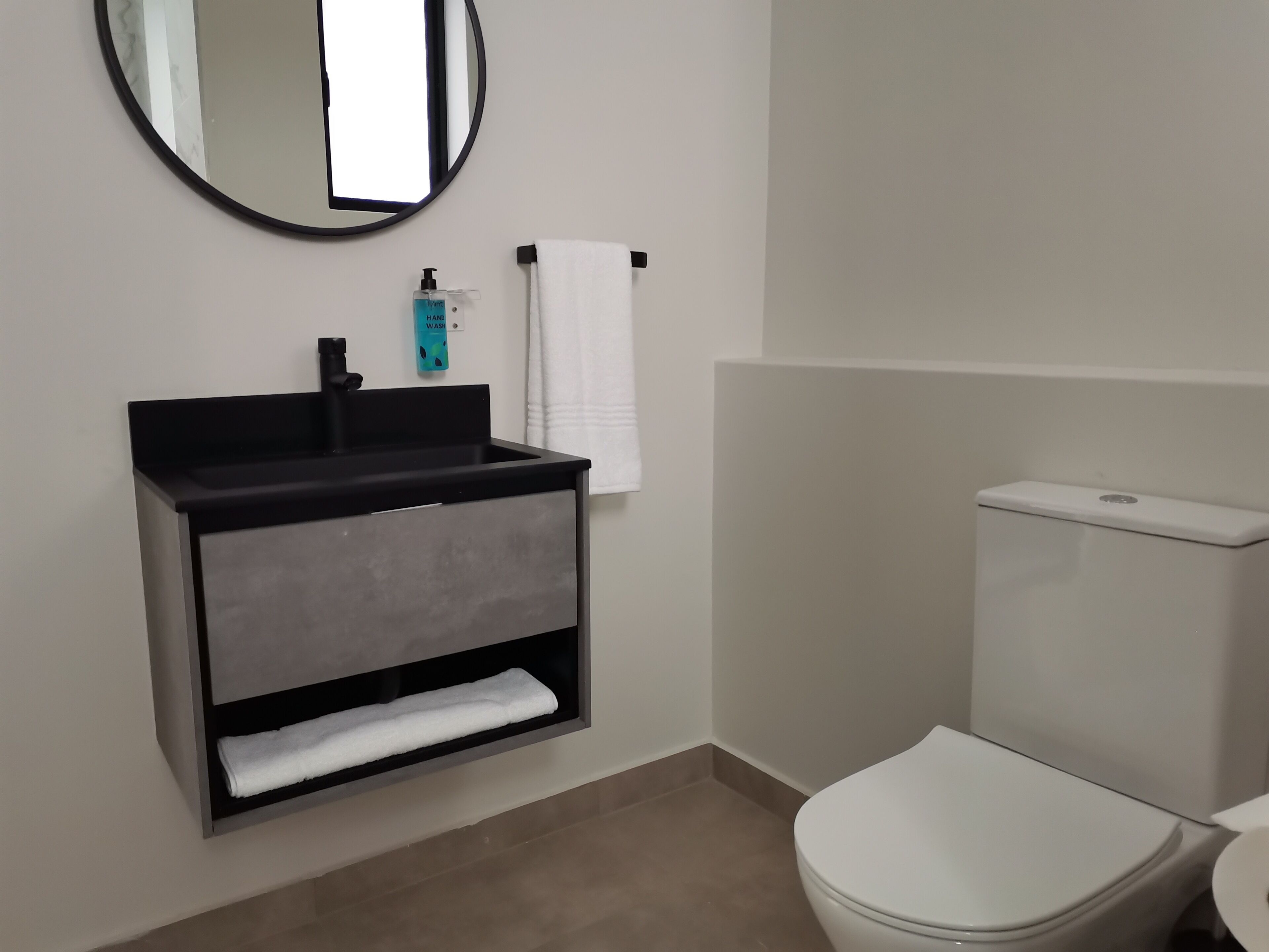 MINT Apartments Greenside