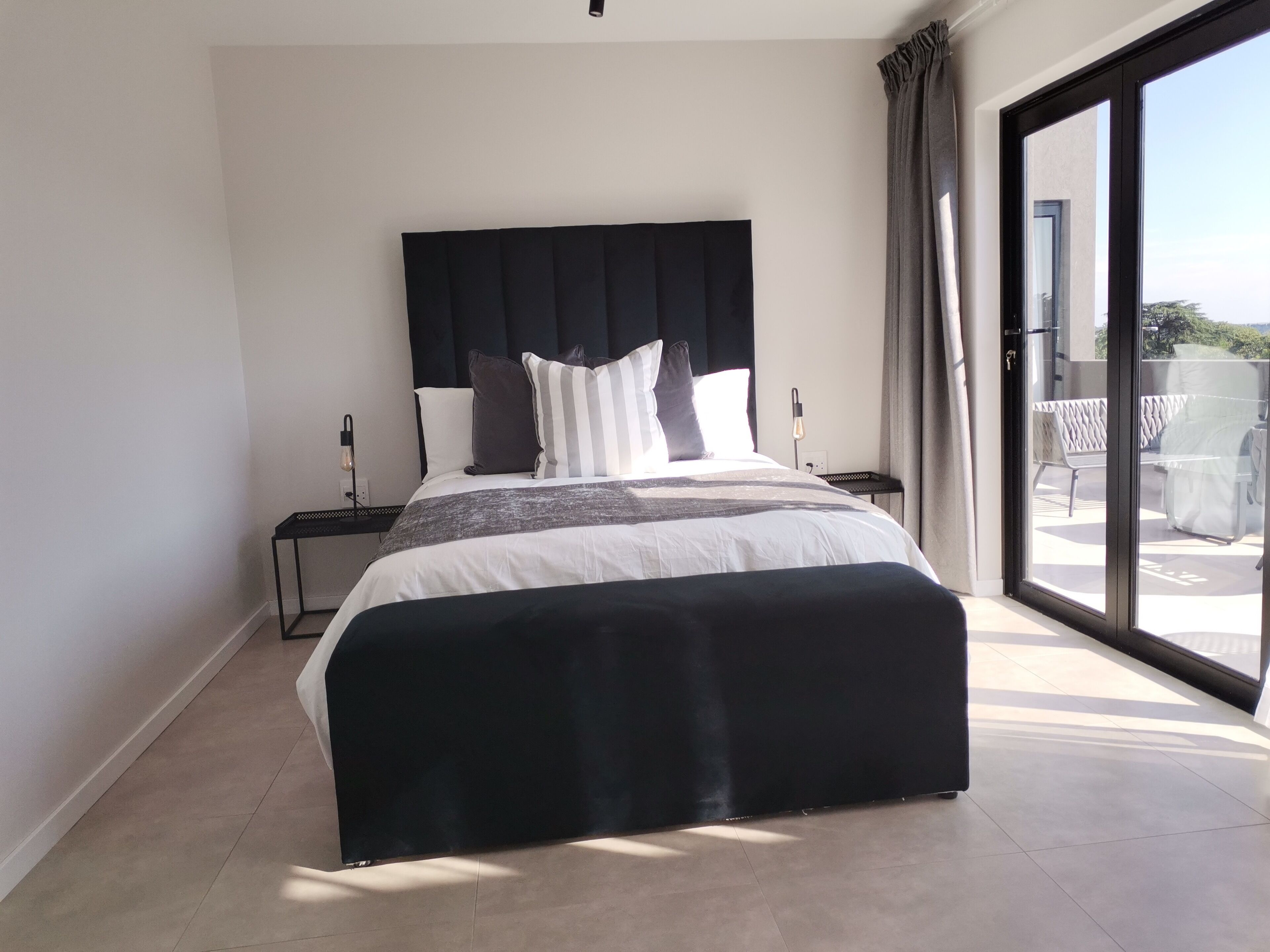 MINT Apartments Greenside