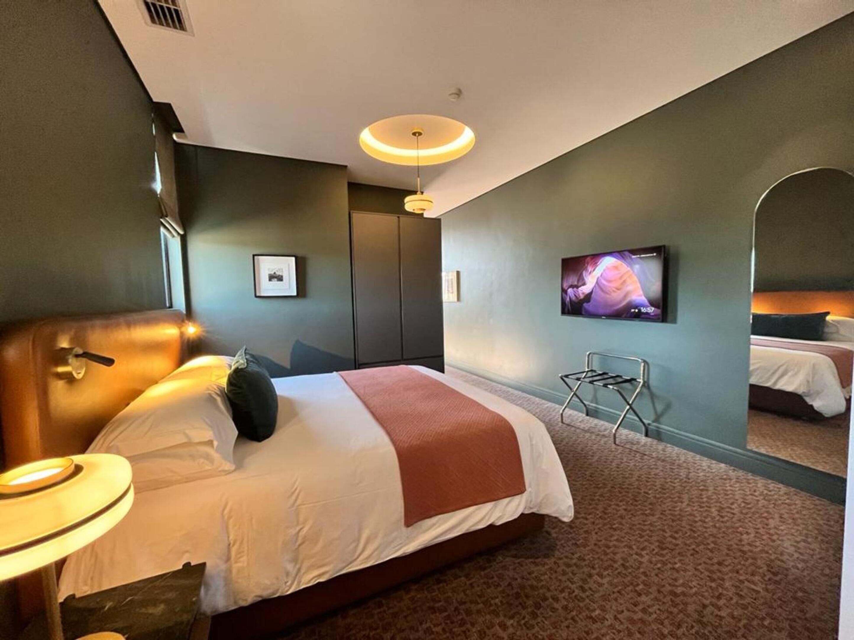 Home Suite Hotels Bristol