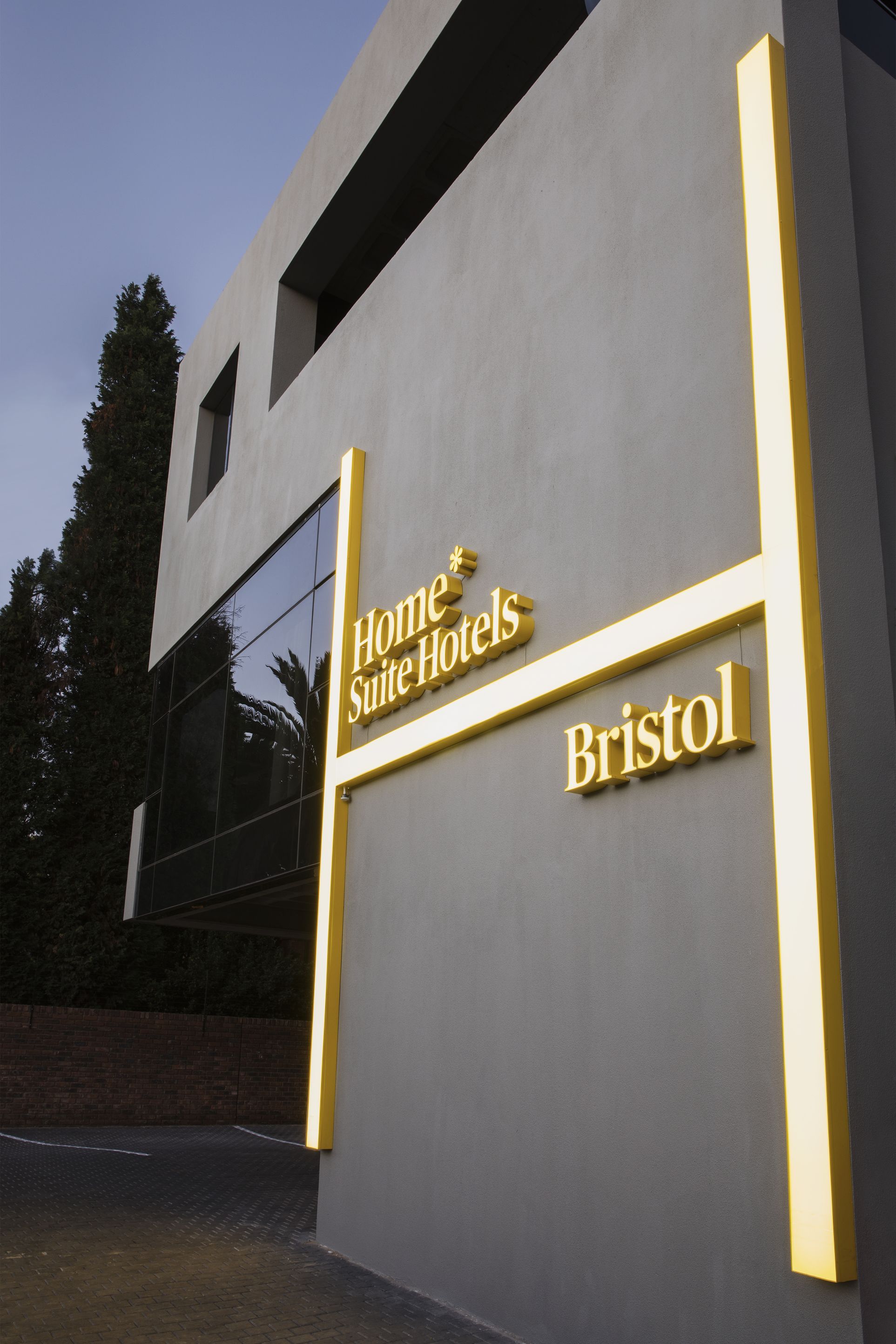 Home Suite Hotels Bristol