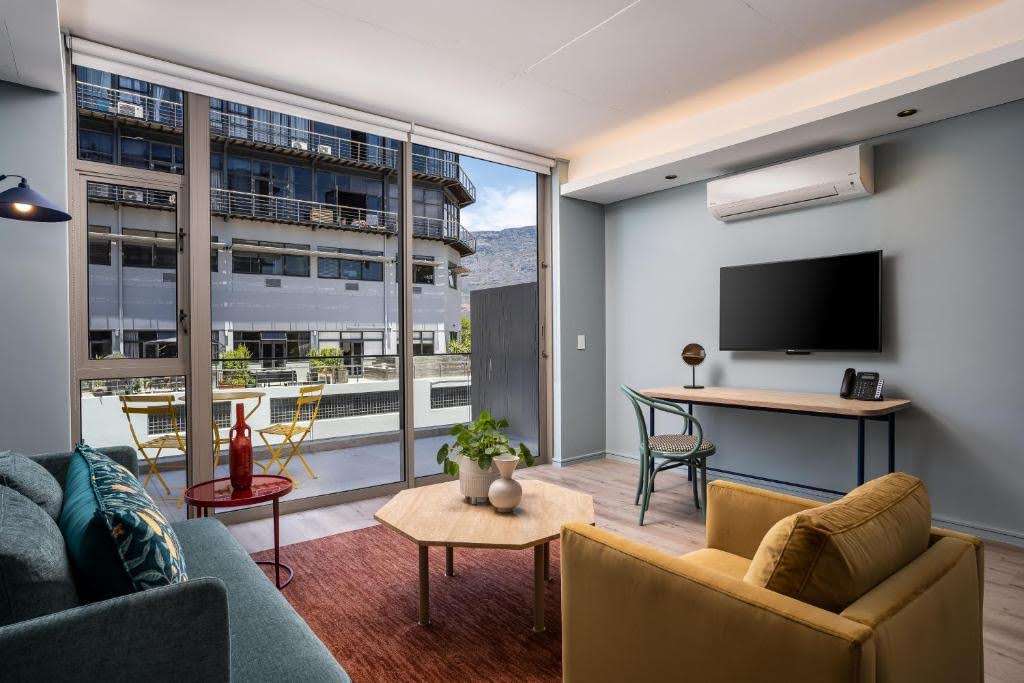 Home Suite Hotels Bristol