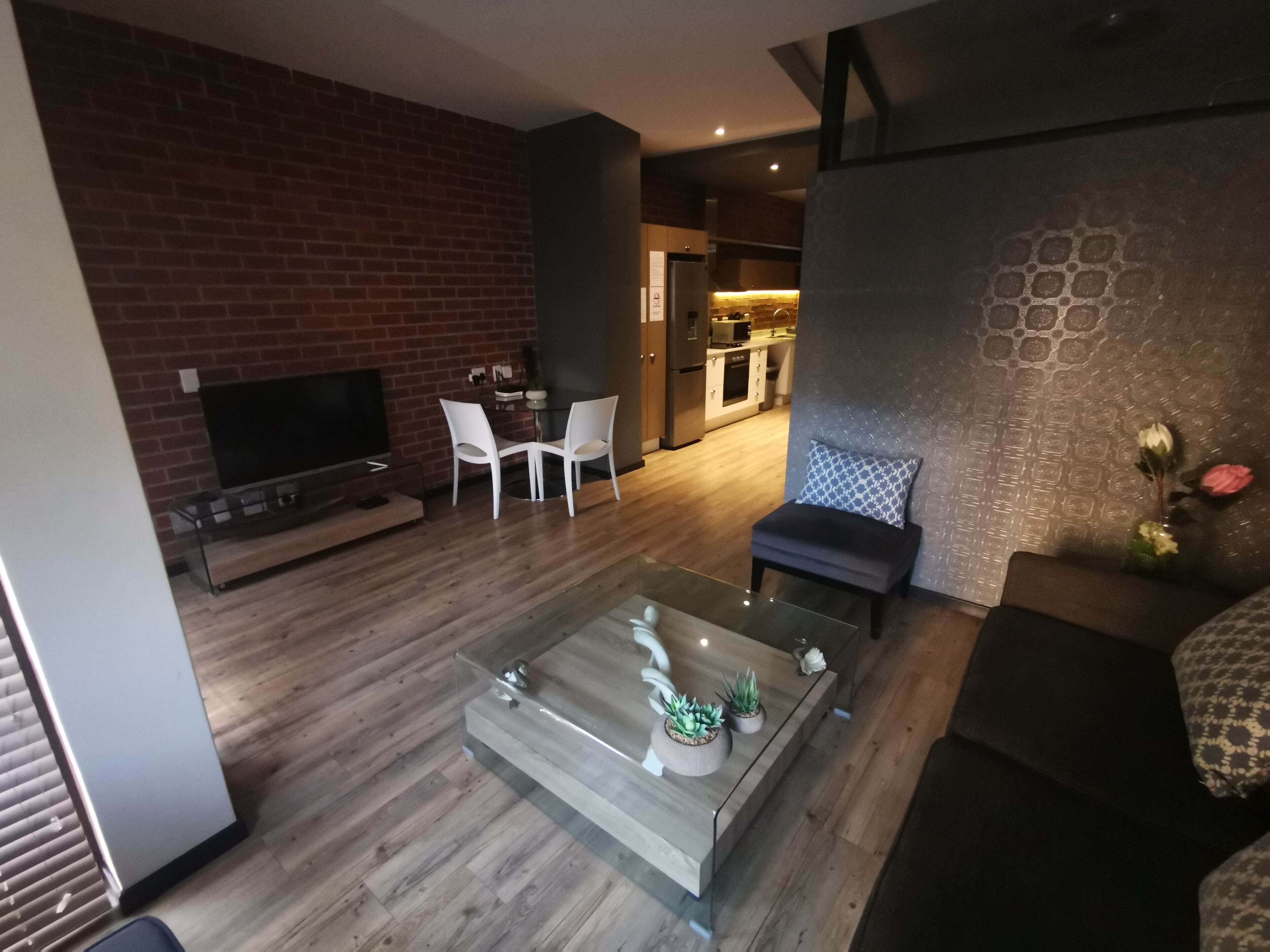 Easy Stay - The Vantage Rosebank