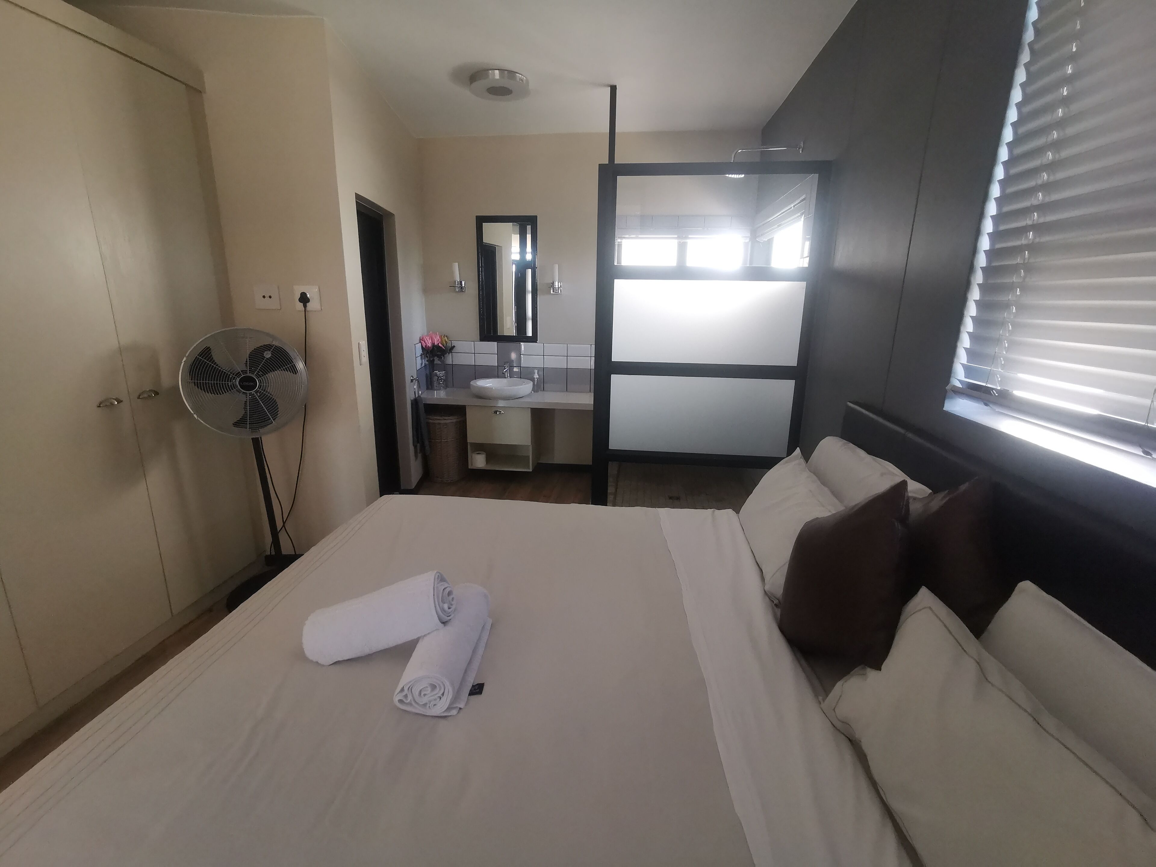 Easy Stay - The Vantage Rosebank