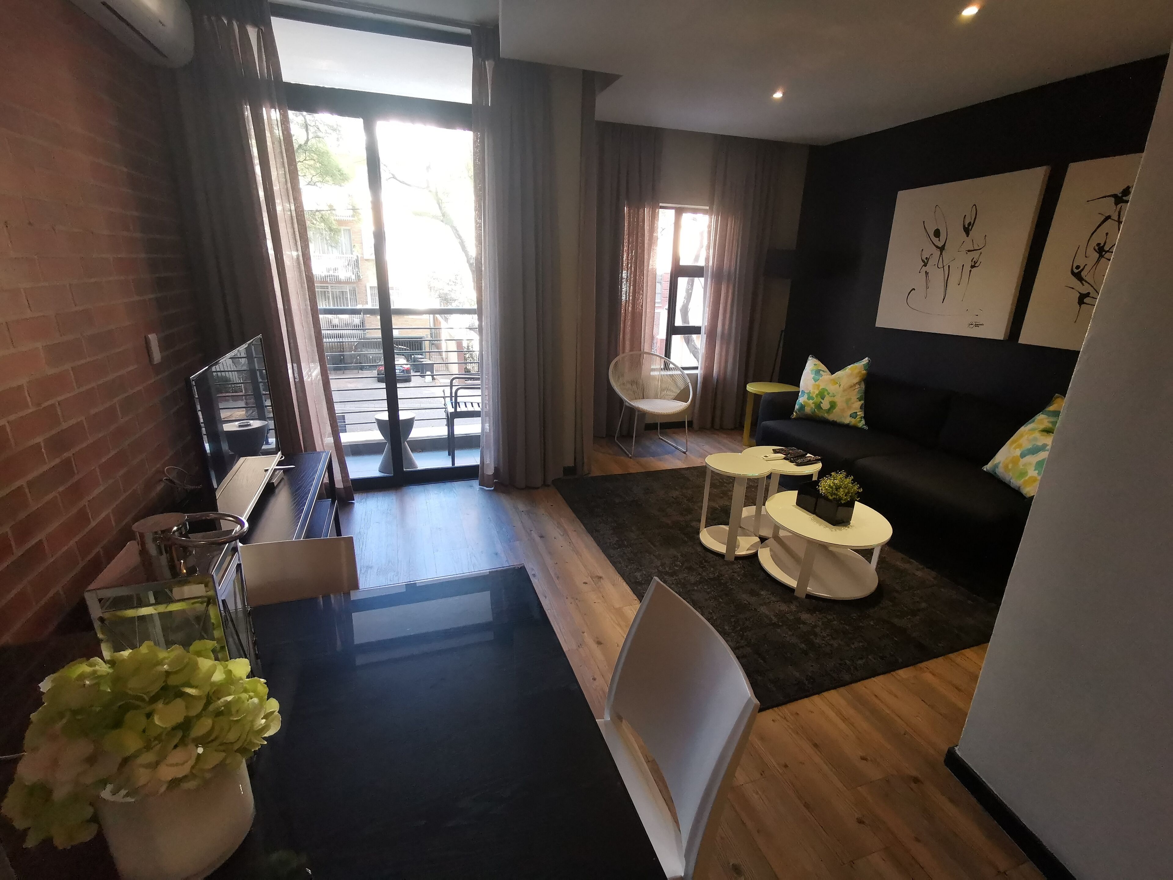 Easy Stay - The Vantage Rosebank