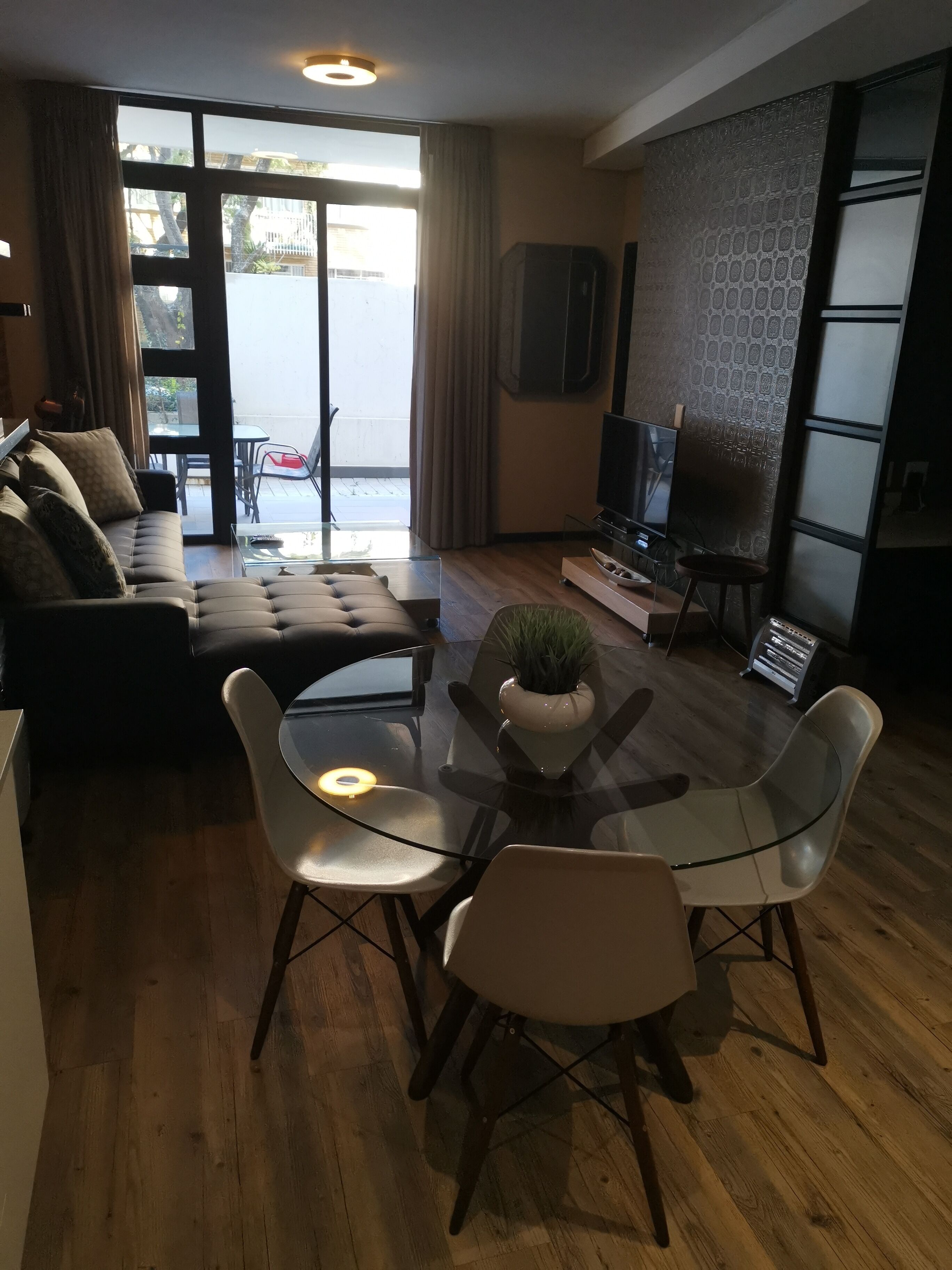 Easy Stay - The Vantage Rosebank