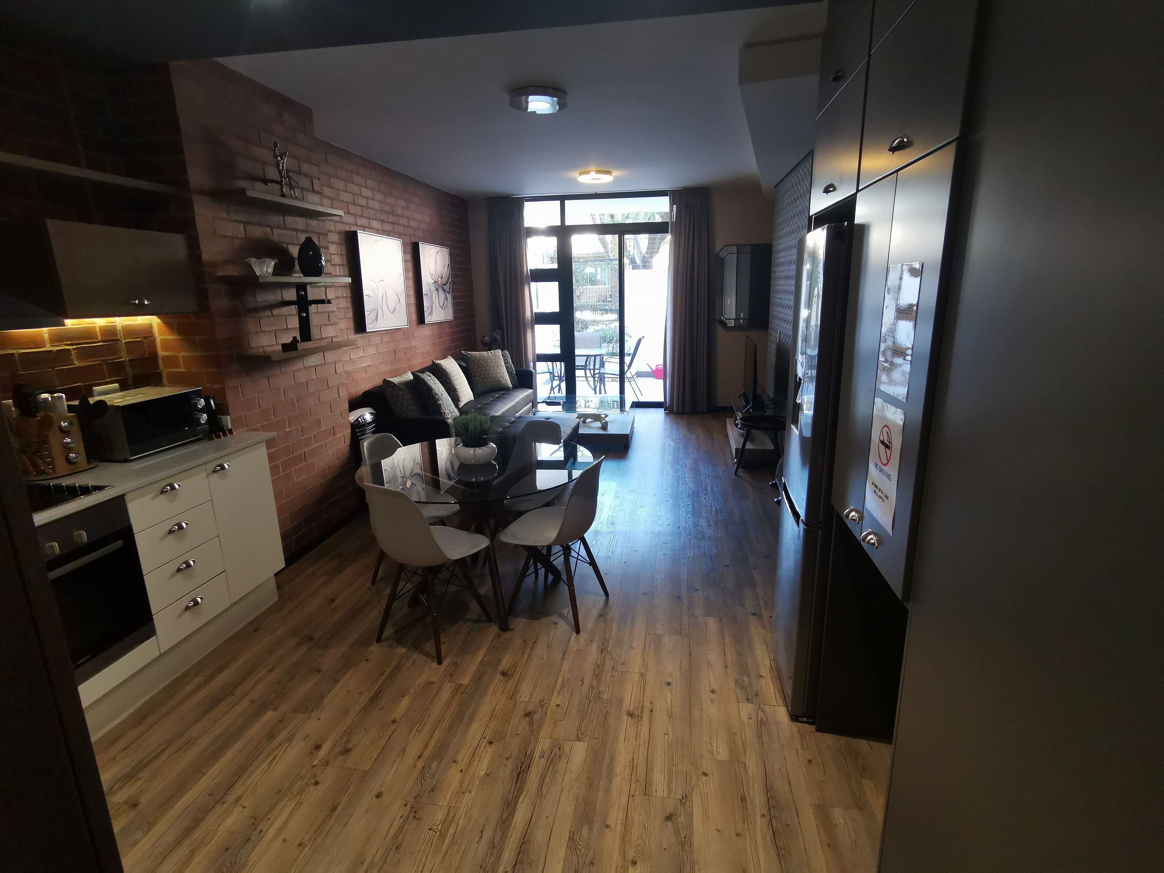 Easy Stay - The Vantage Rosebank