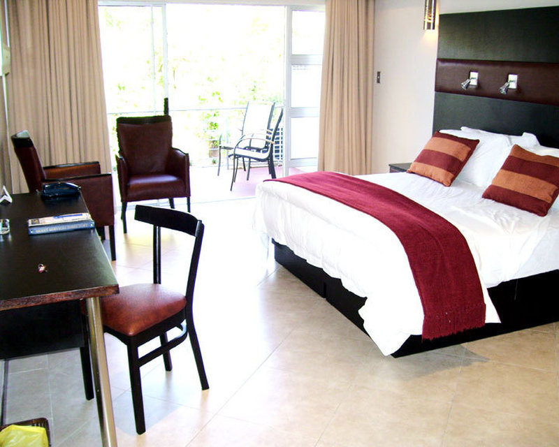 Safari Lodge, Hotel & Convention Centre