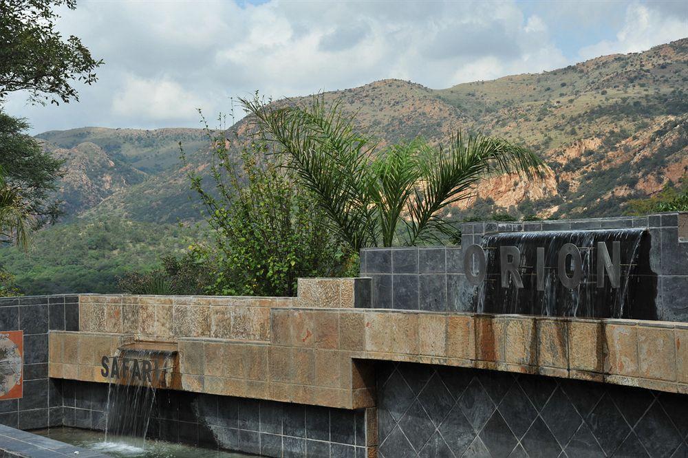 Safari Lodge, Hotel & Convention Centre