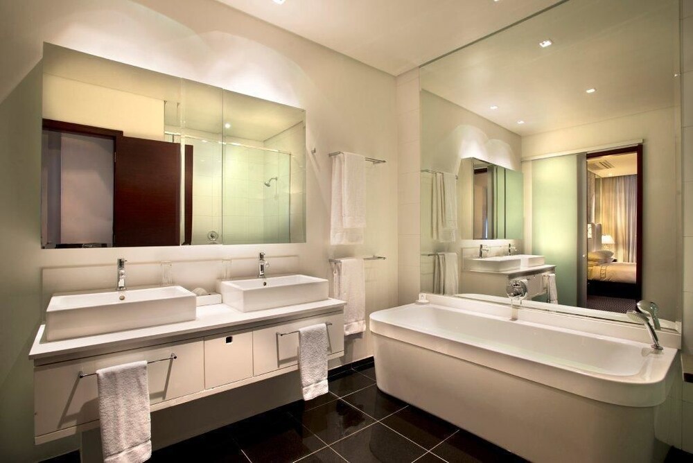 DAVINCI Suites