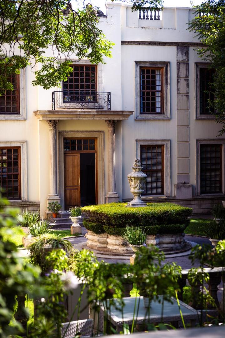 Fairlawns Boutique Hotel & Spa