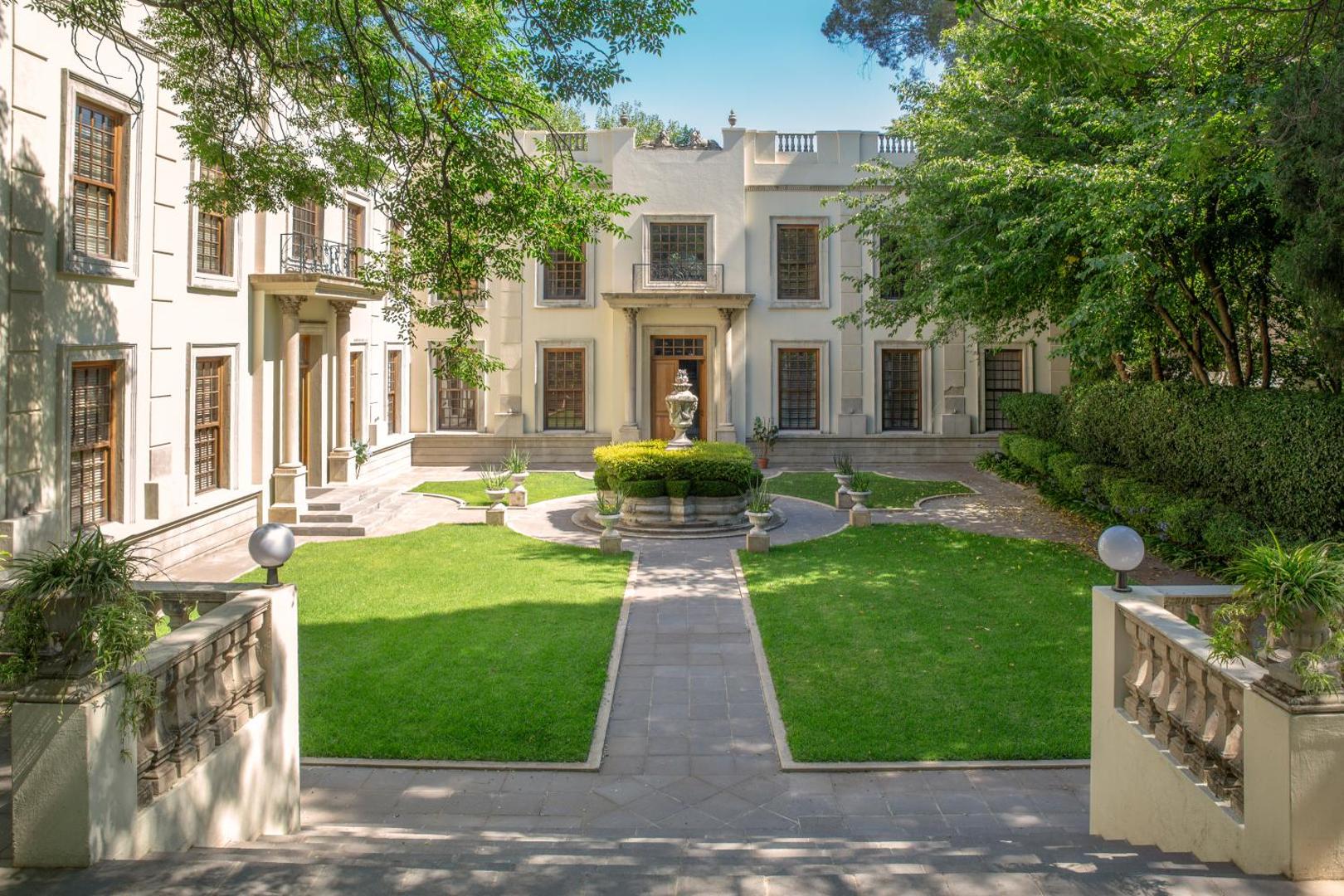 Fairlawns Boutique Hotel & Spa