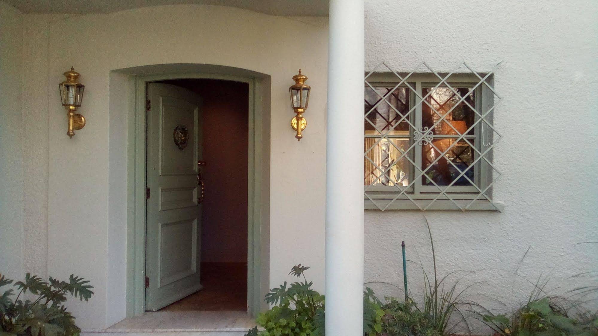 Hoëveld House