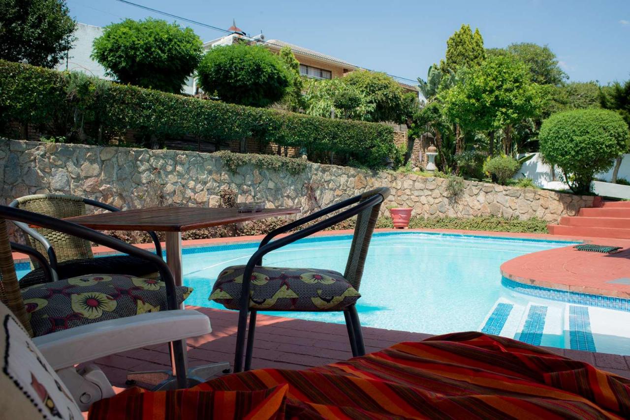 Mizizi House of Sandton Bed and Breakfast