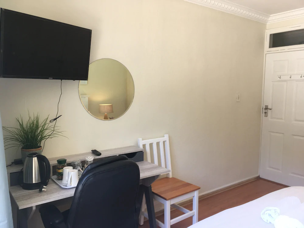 Pepper Tree Bed & Breakfast