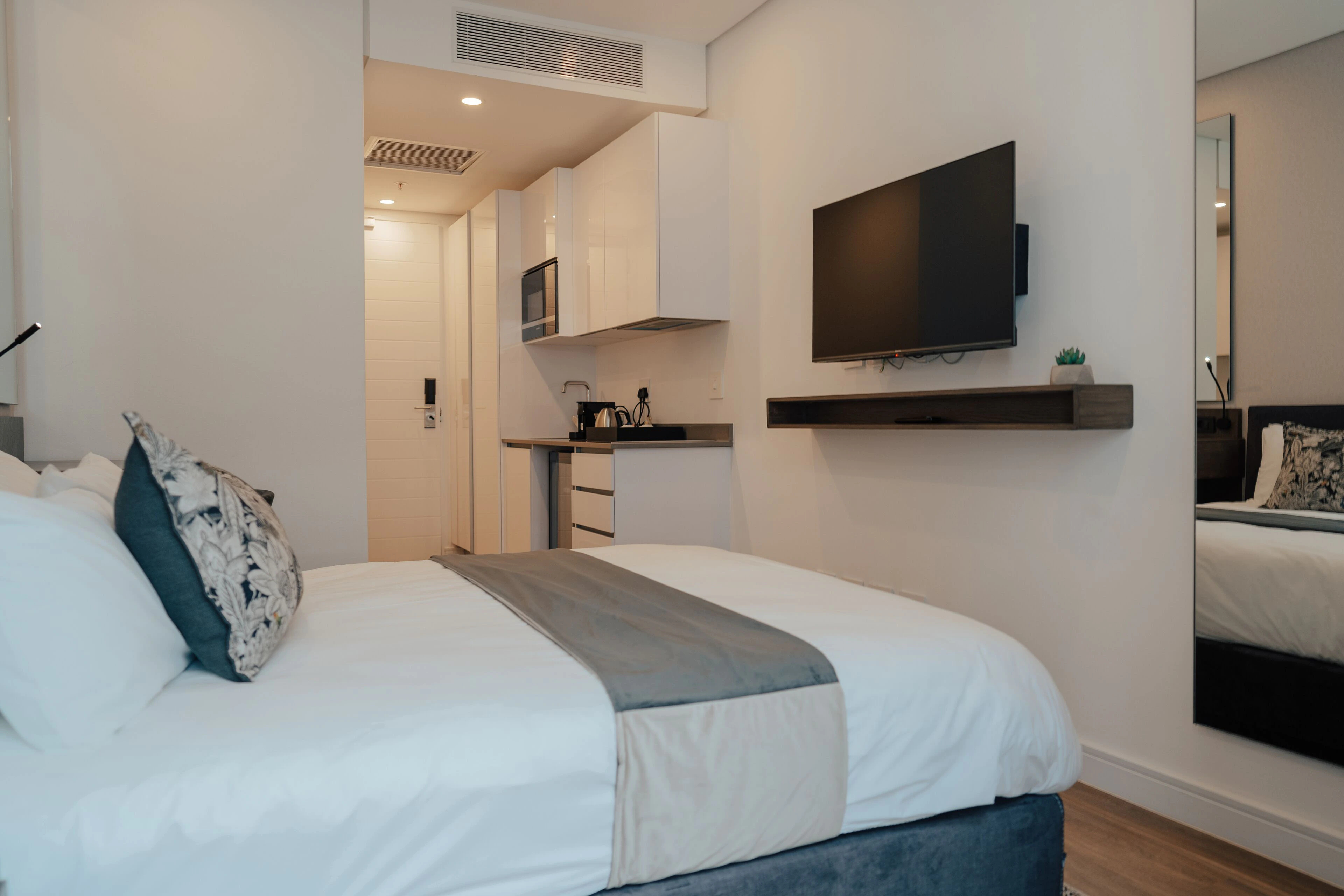 Reserved Suites Illovo