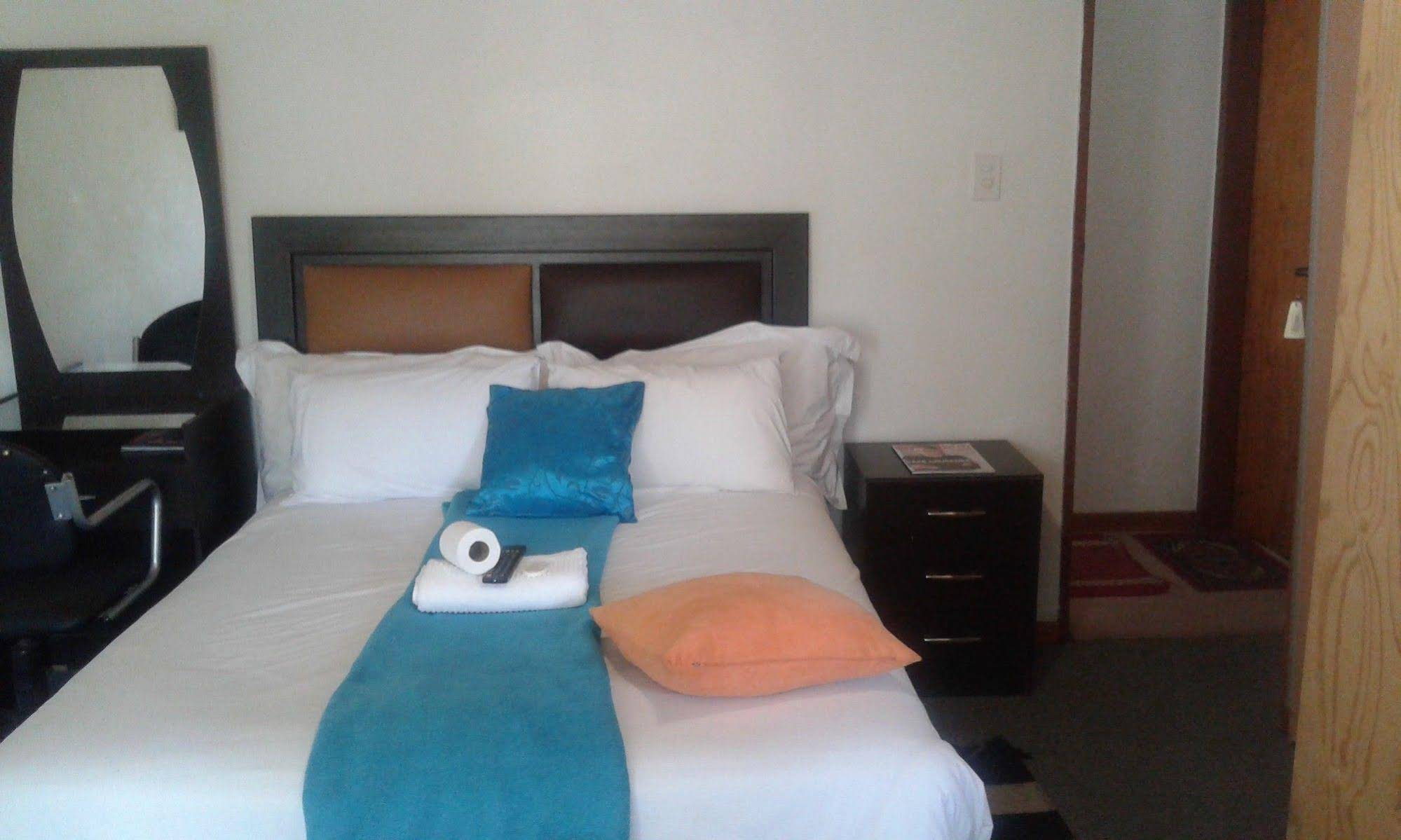 Royal Olympia Lodge