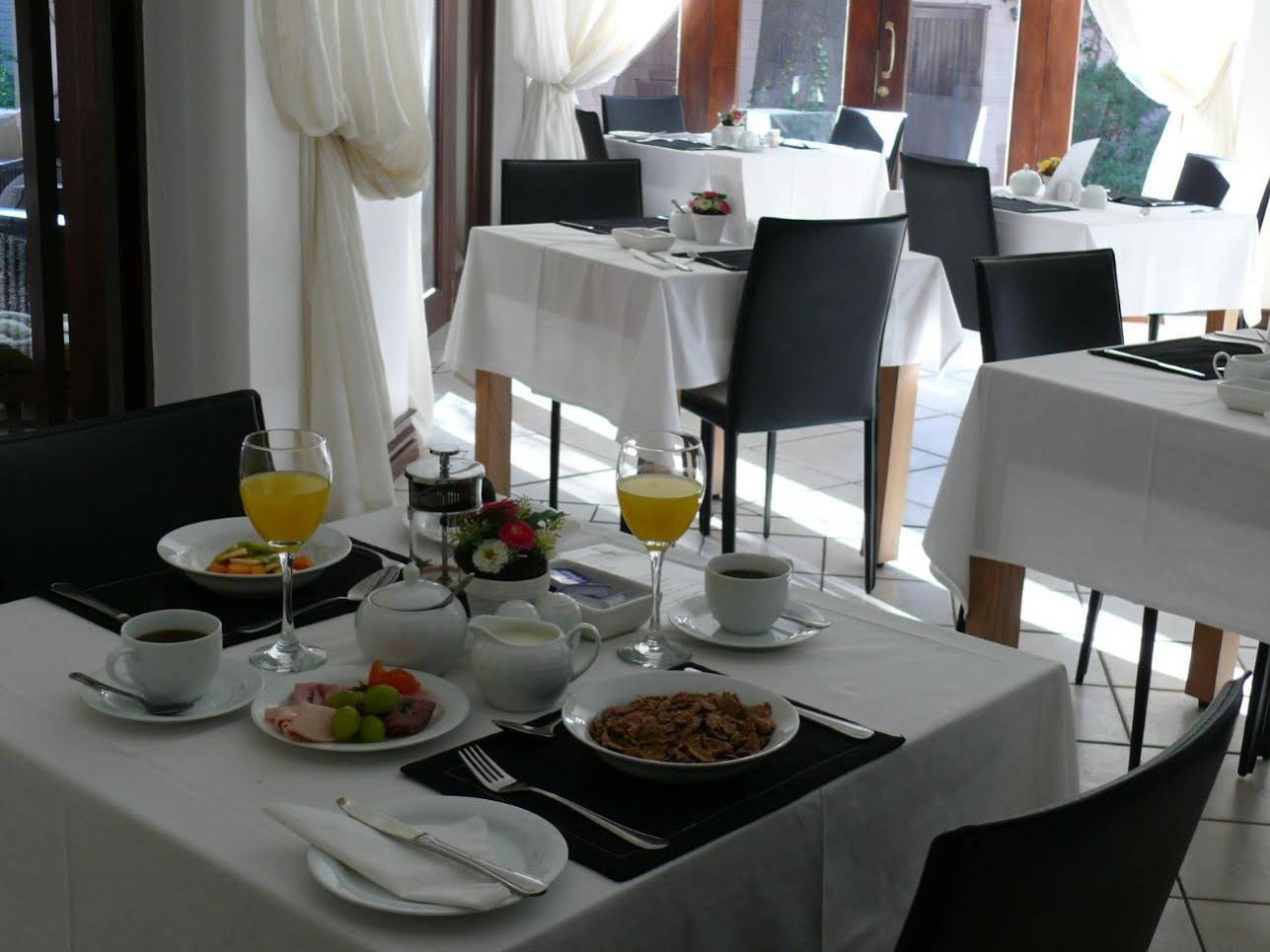 Sandton Lodge Inanda Guest House