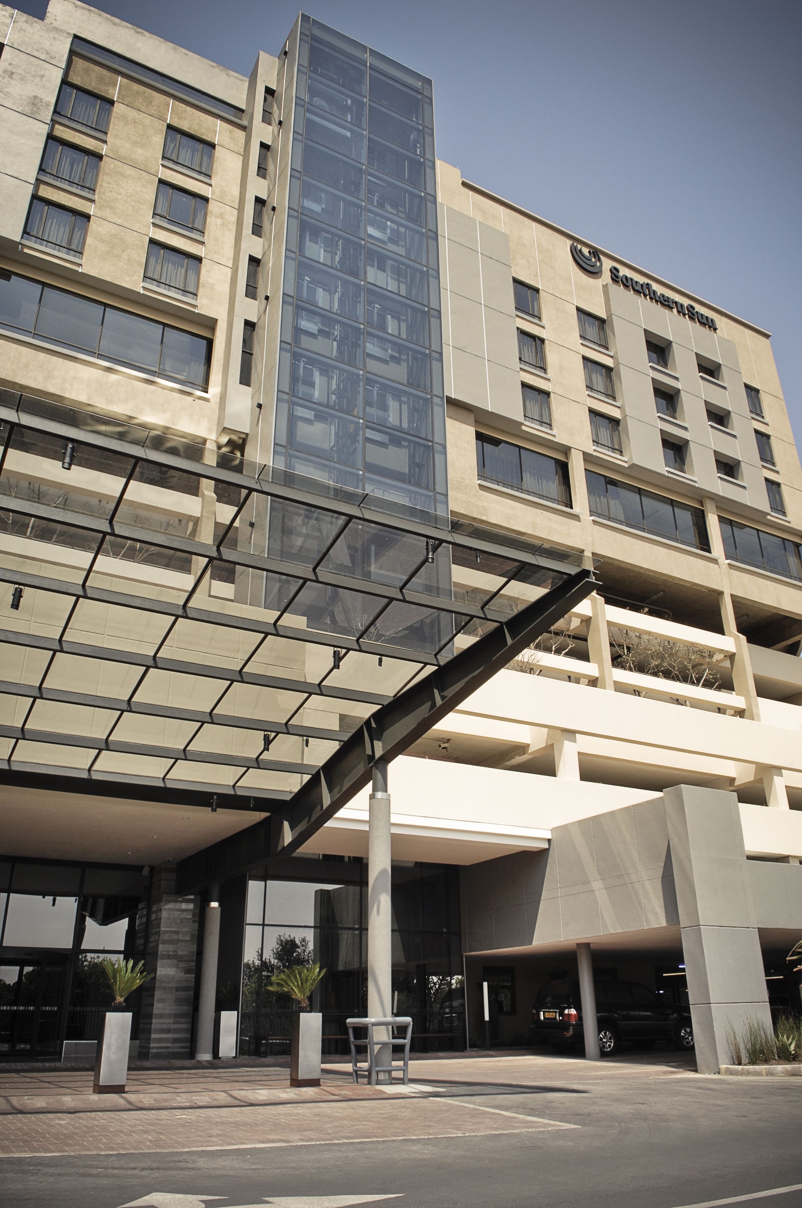 Southern Sun Hyde Park Sandton