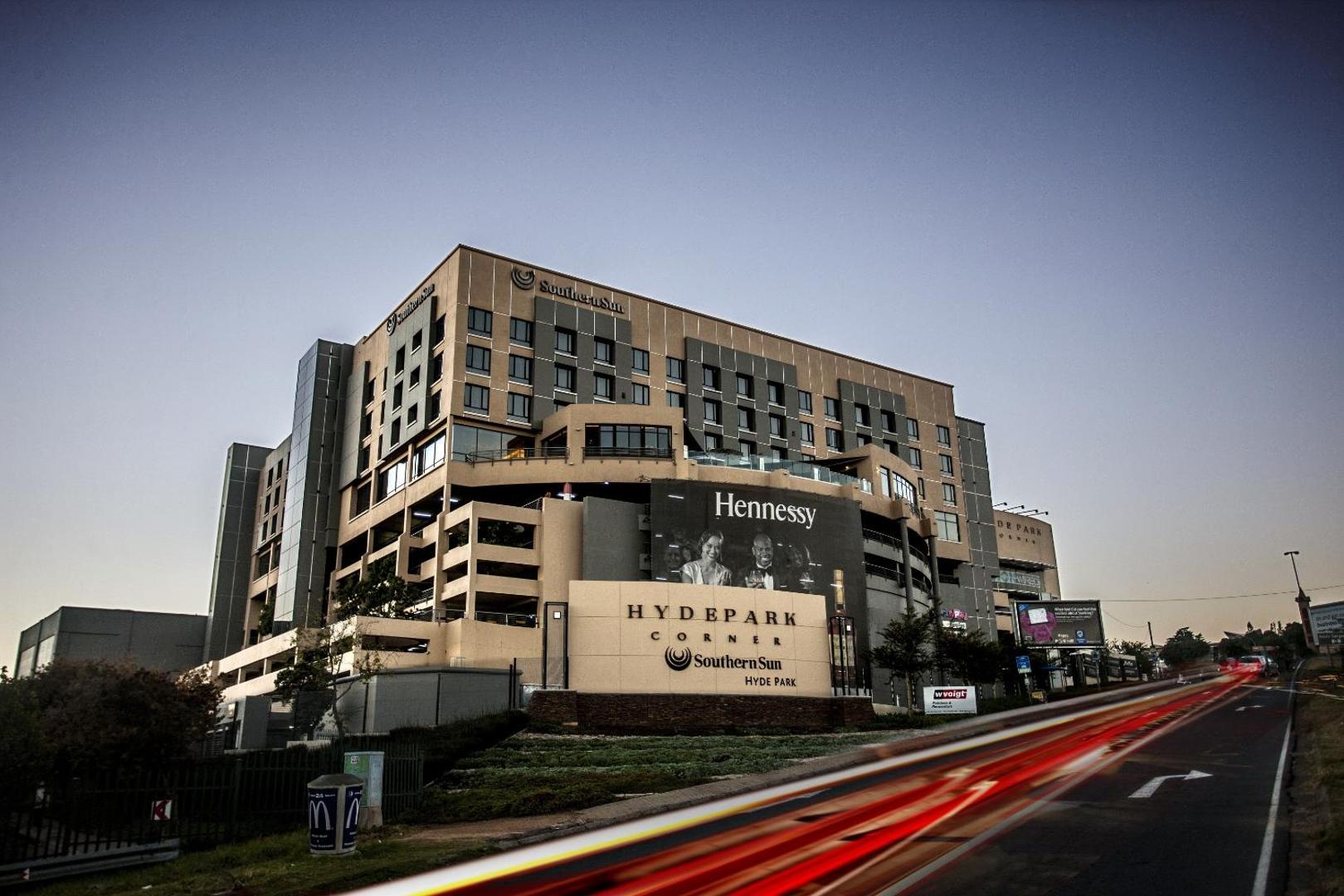 Southern Sun Hyde Park Sandton