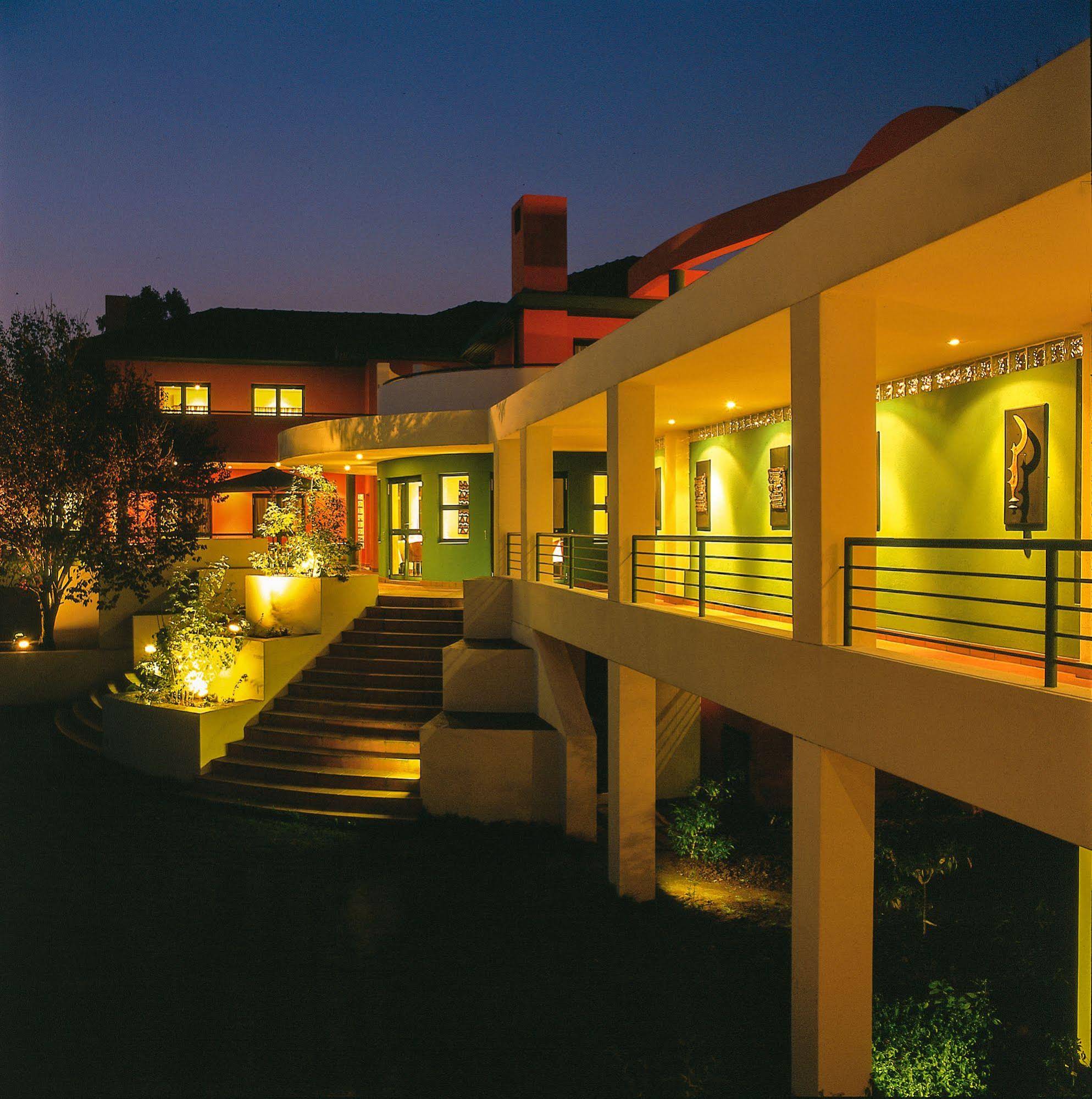 Ten Bompas Hotel