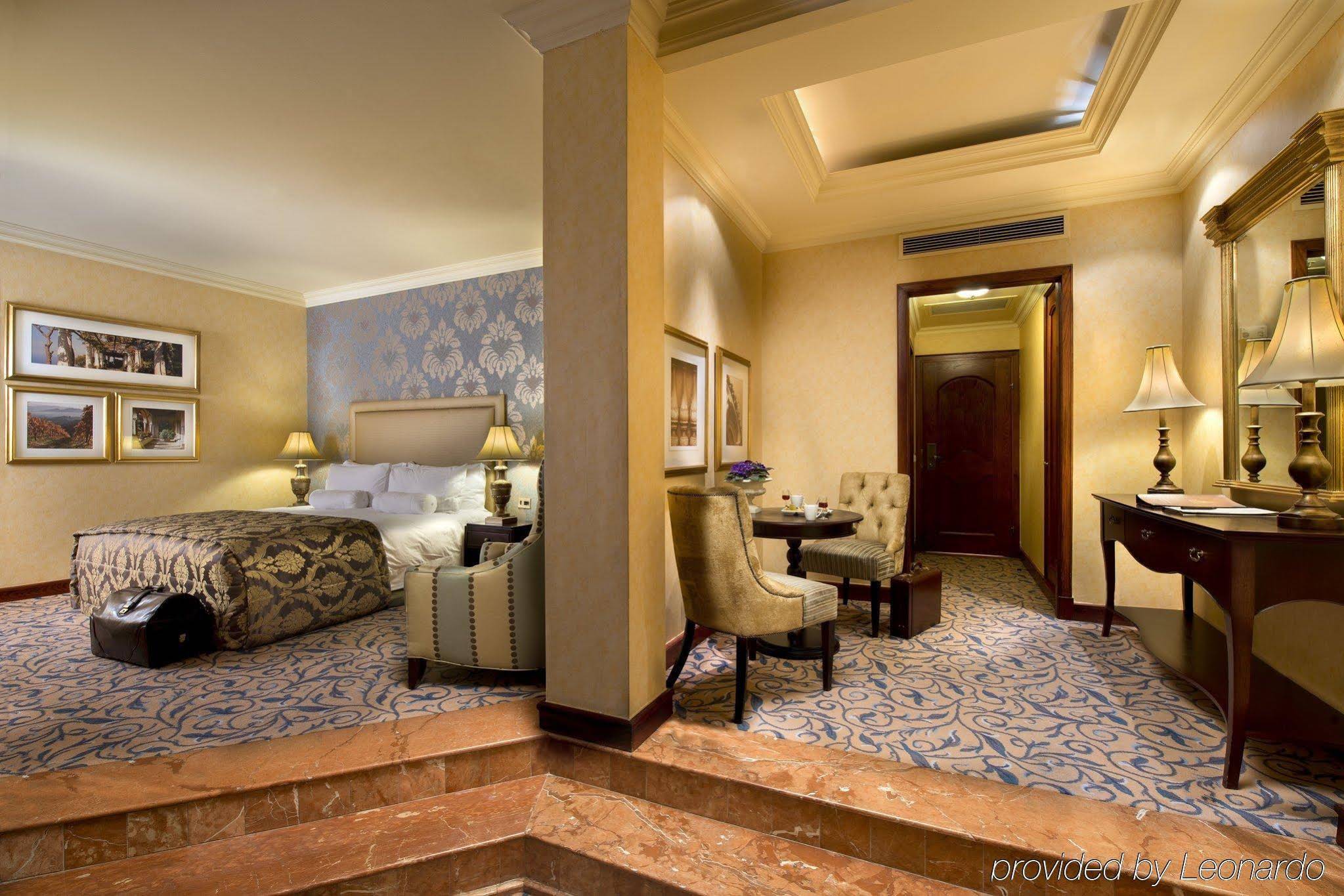 The Michelangelo Hotel