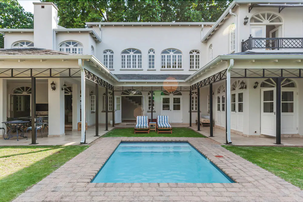 Treetops Retreat Hyde Park