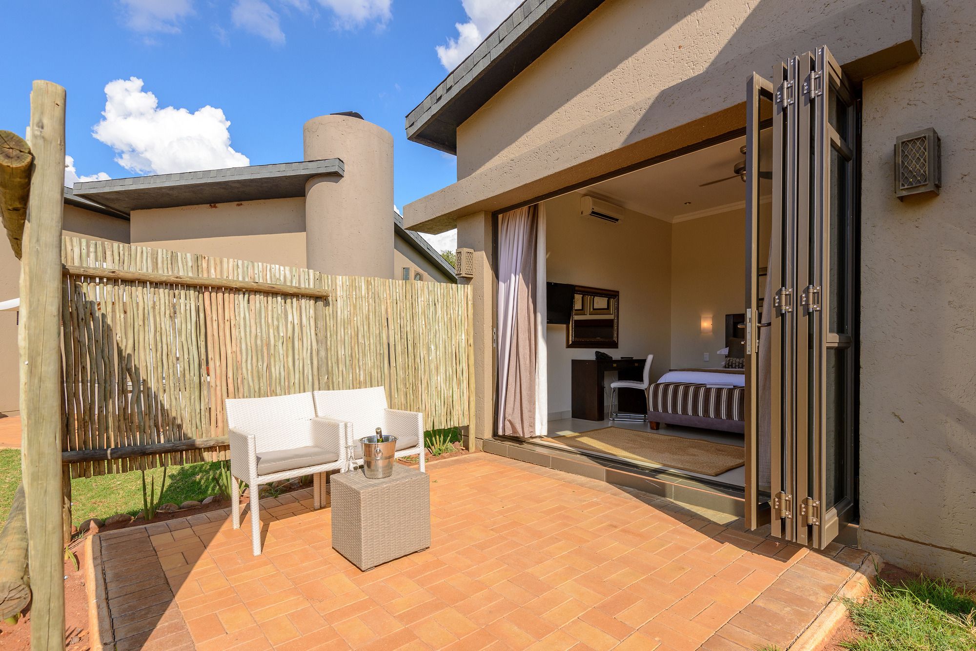 Legend Monomotapa Village