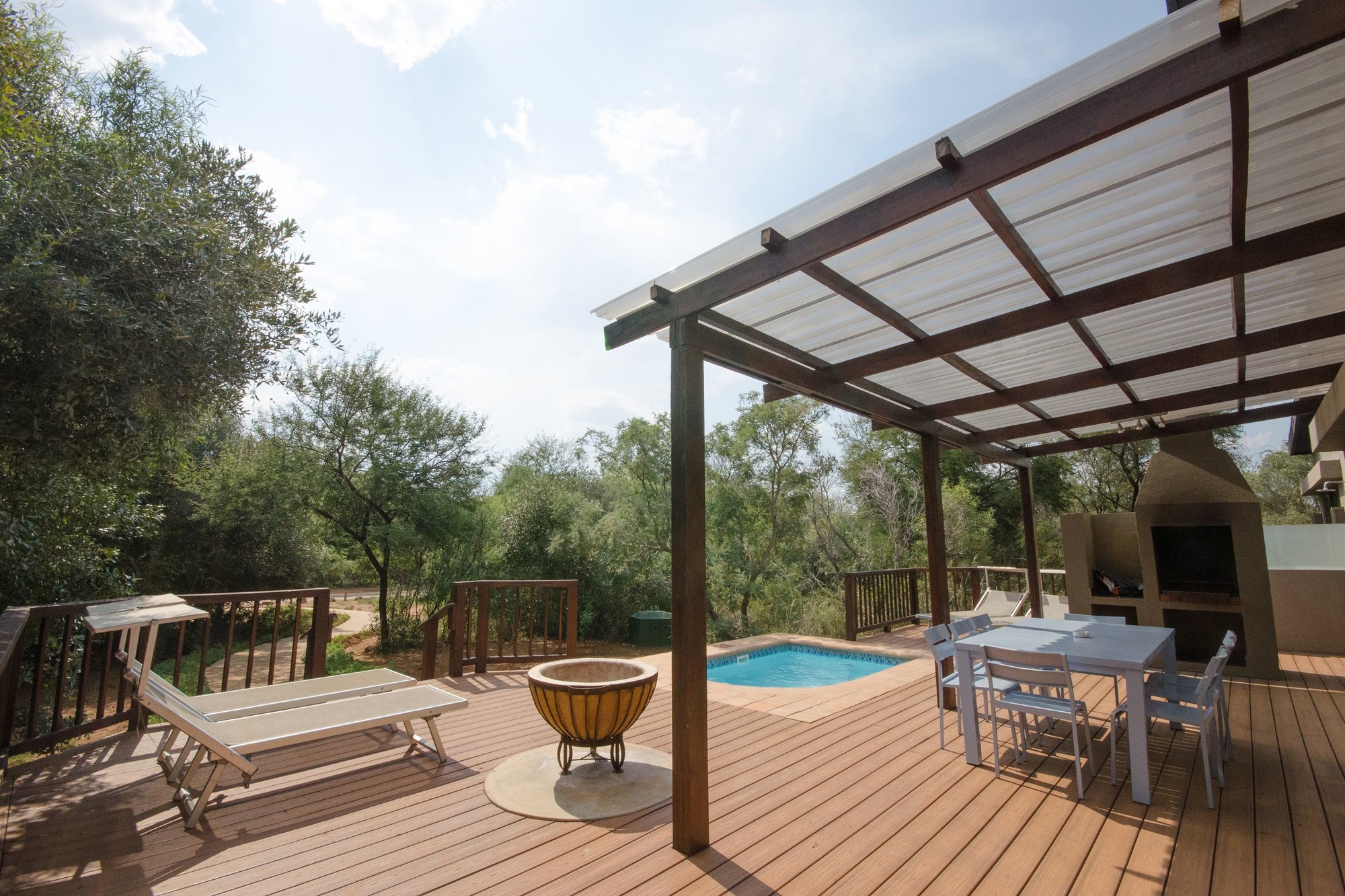 Legend Monomotapa Village