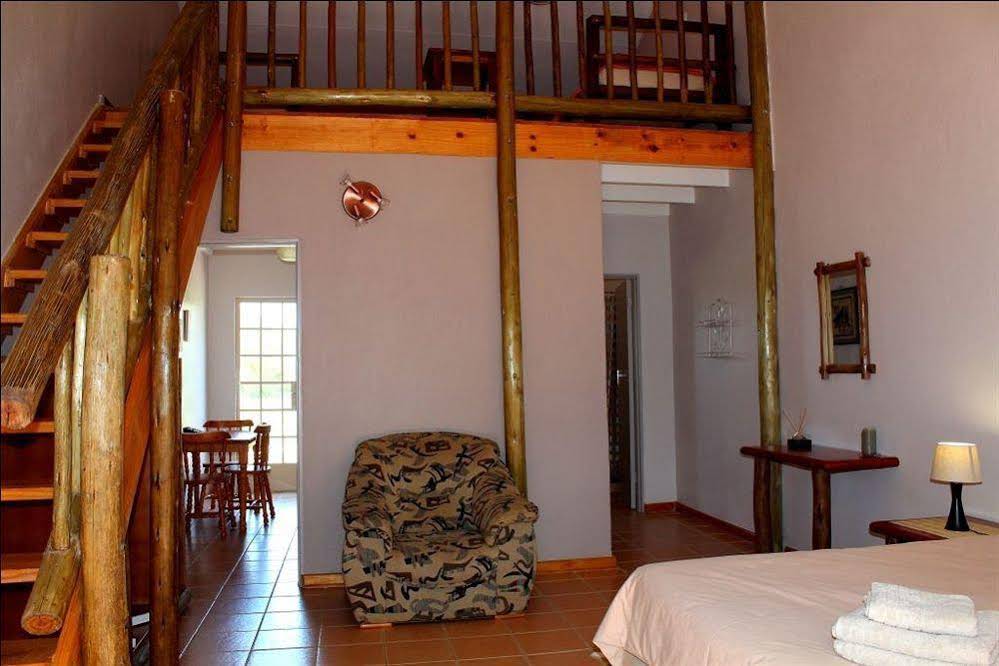 Paradise Lodge