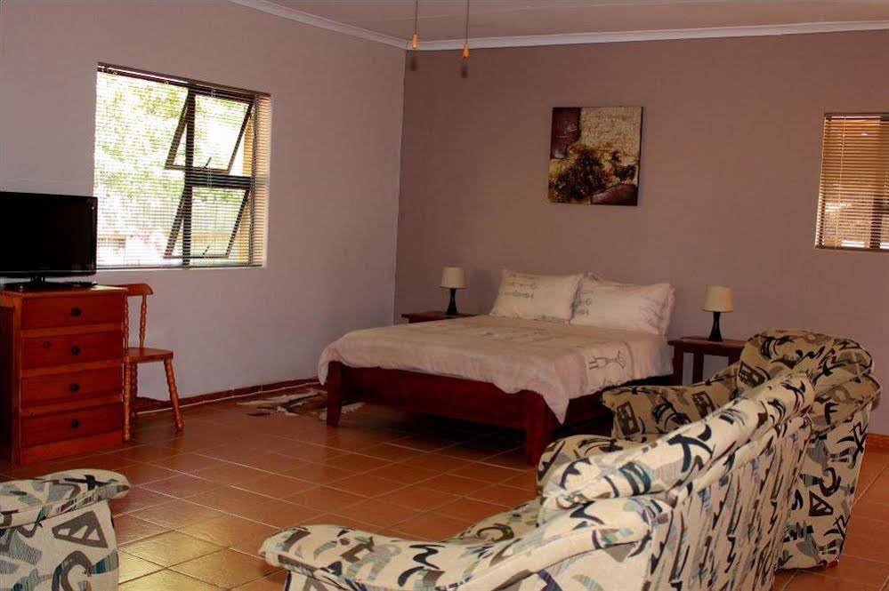 Paradise Lodge