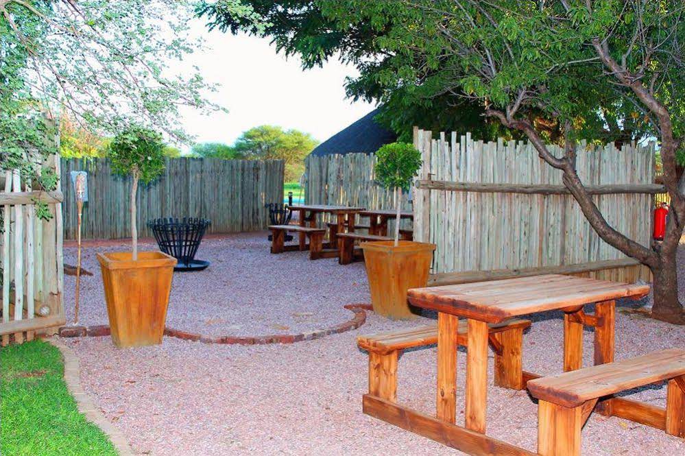 Paradise Lodge