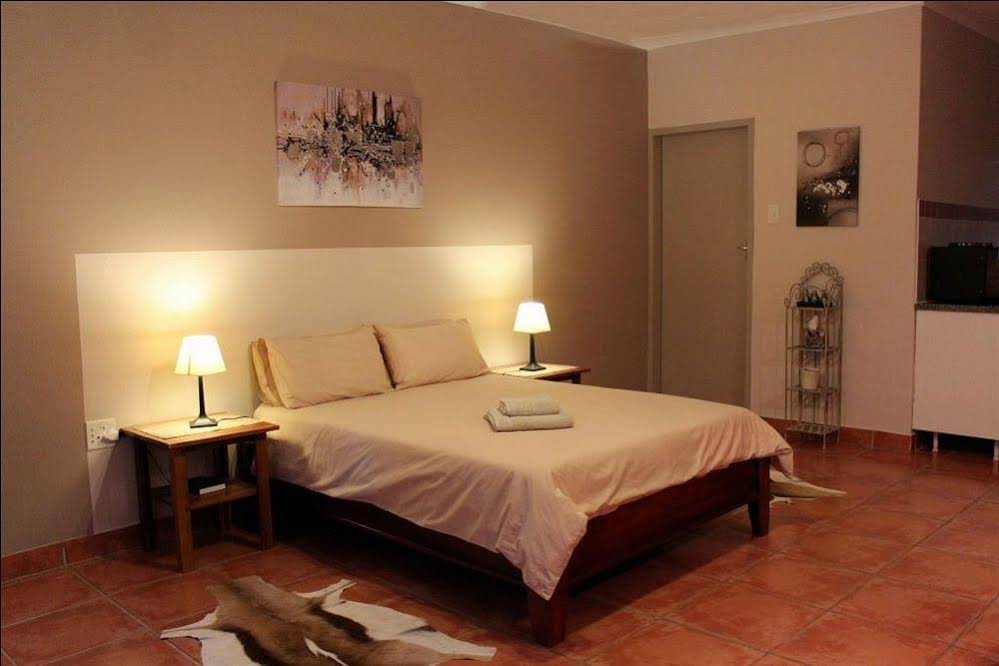 Paradise Lodge