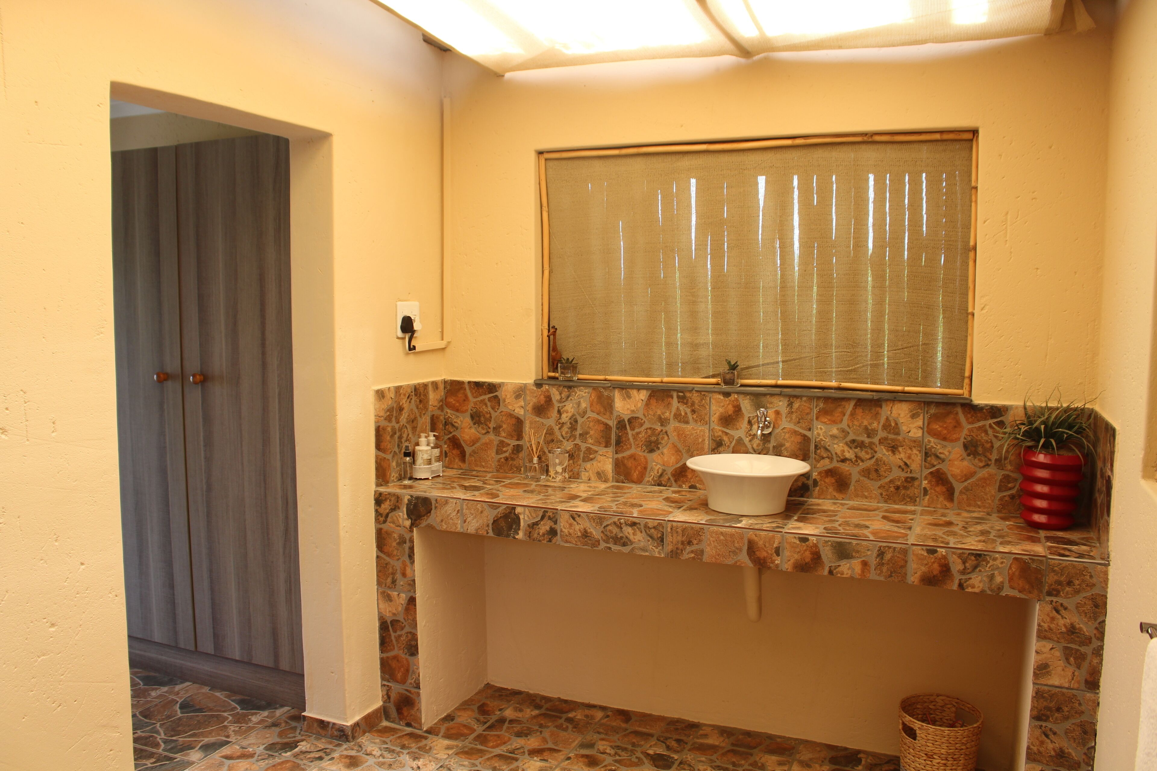 Mthembuskloof Country Lodge