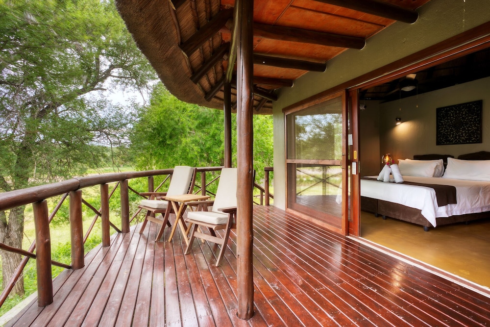 Emhosheni River Lodge