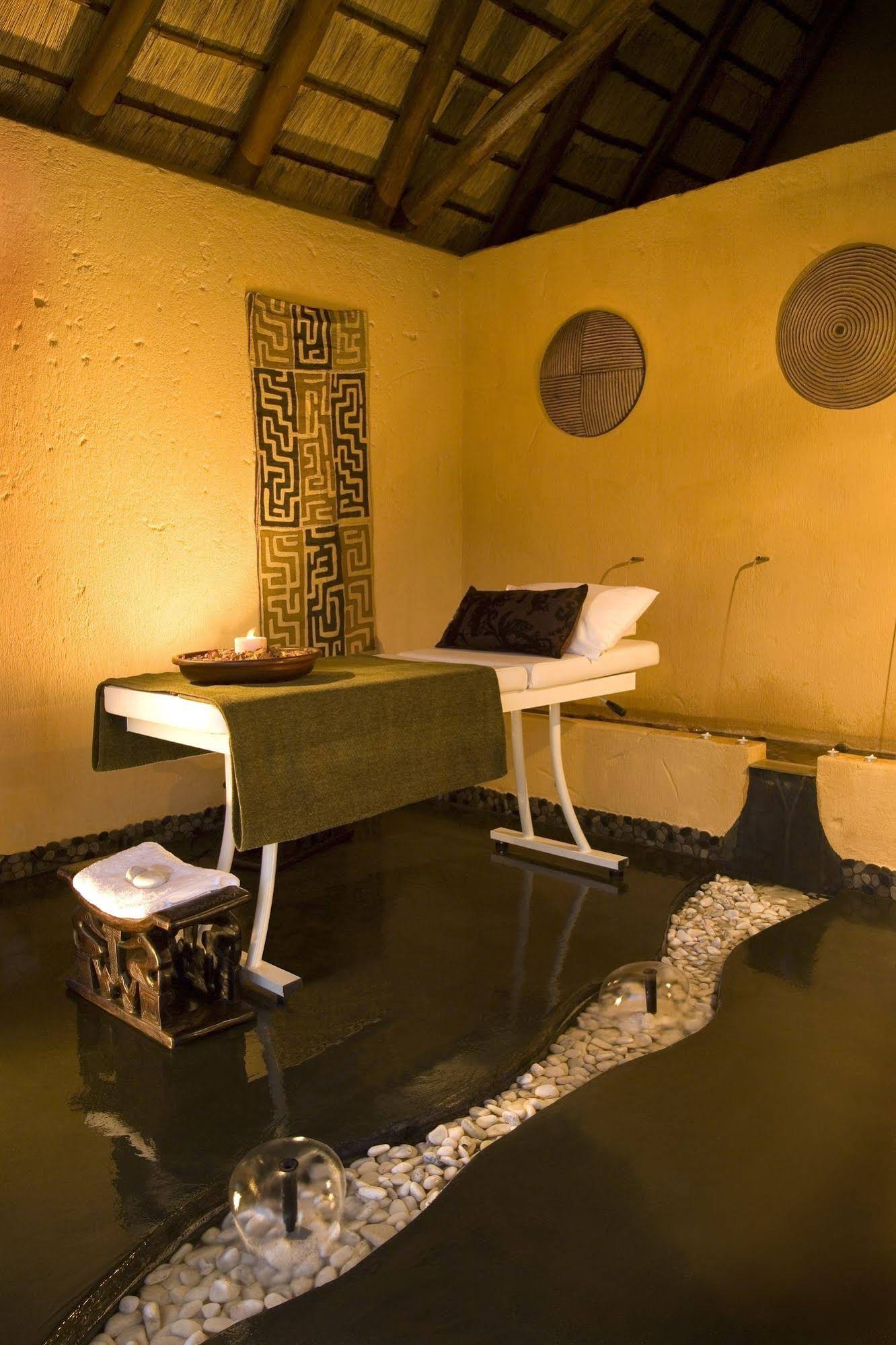 Pondoro Game Lodge