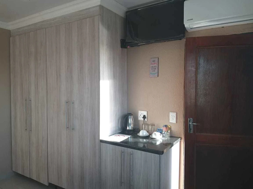 Hulela Guest House