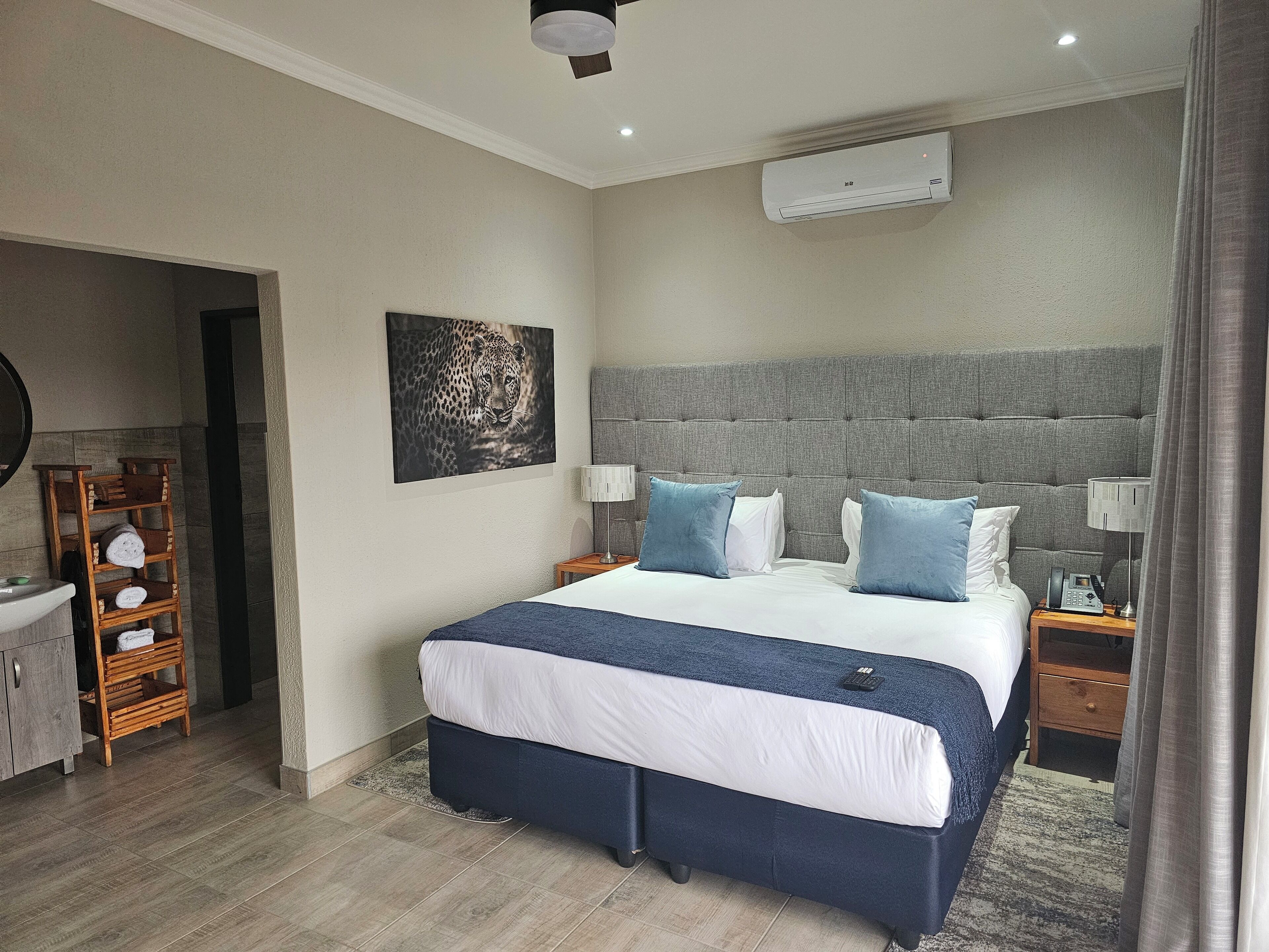 Tembo Guest Lodge