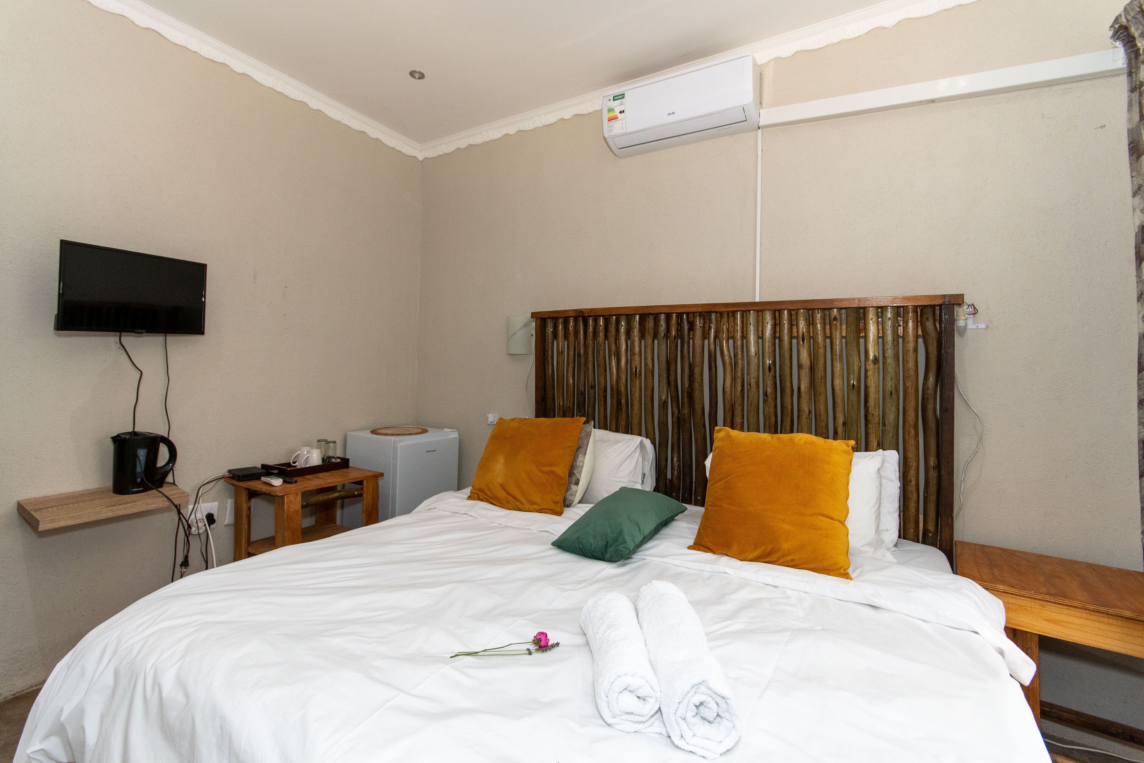 Woodpeckers Guest House