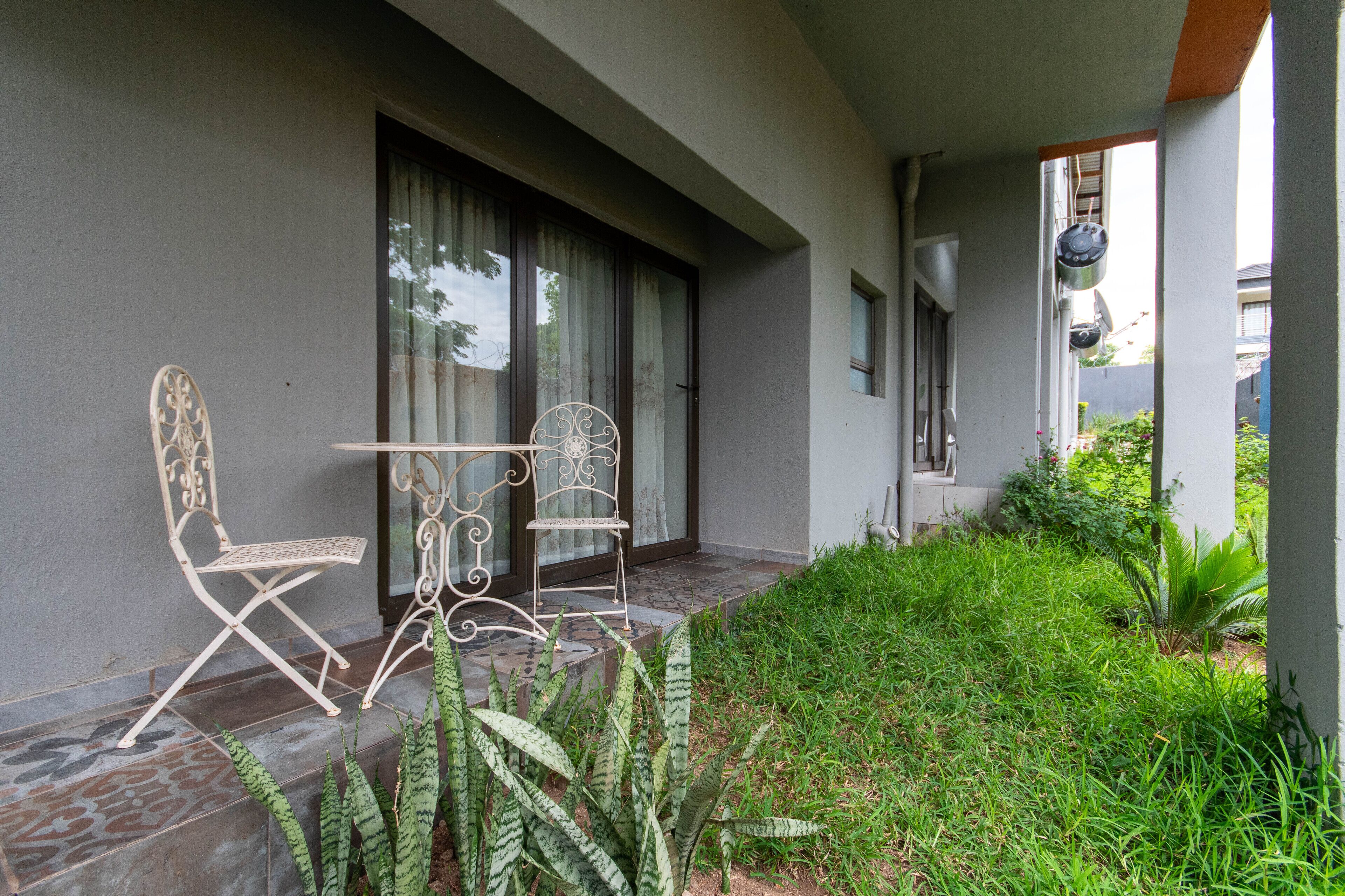 Woodpeckers Guest House