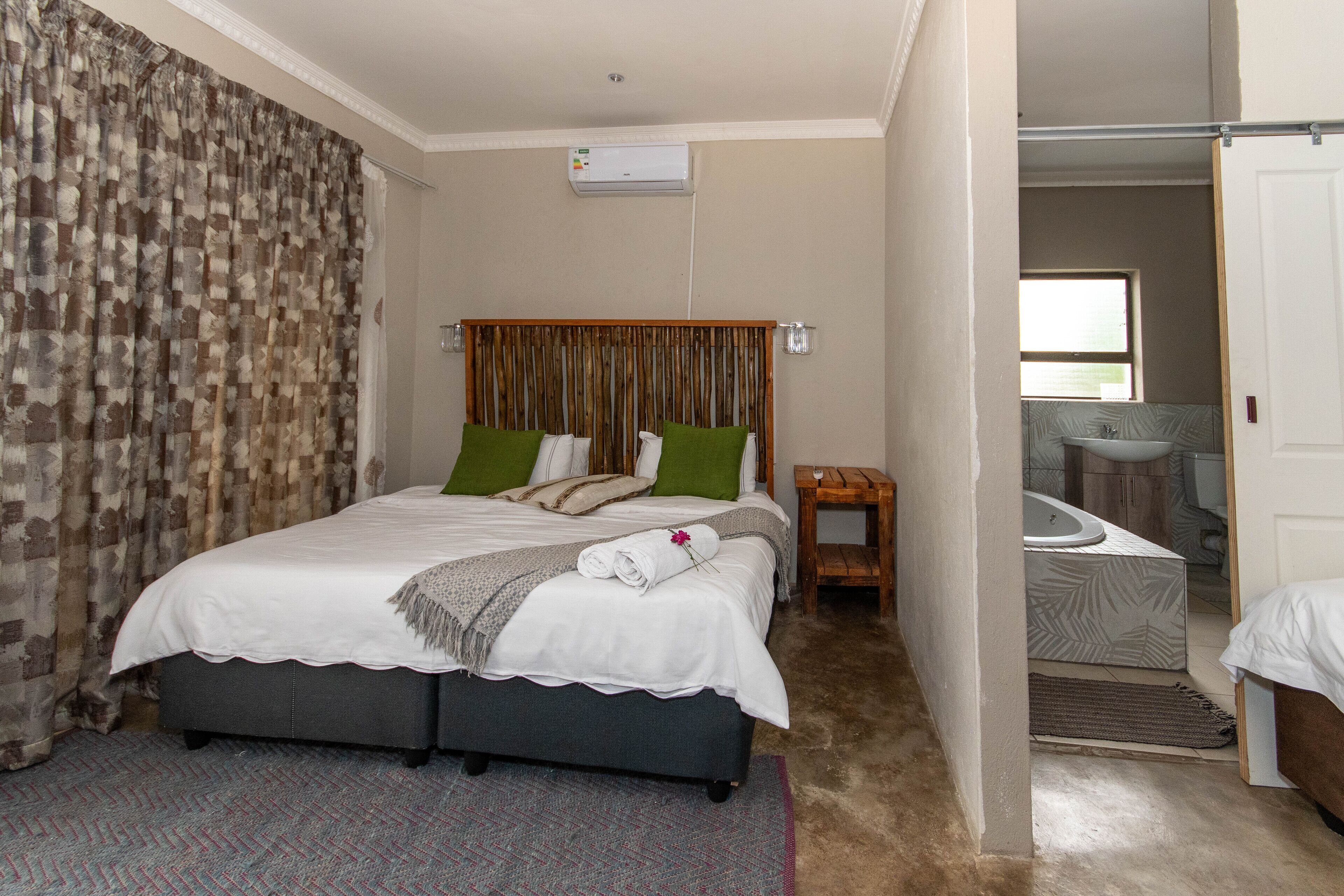 Woodpeckers Guest House