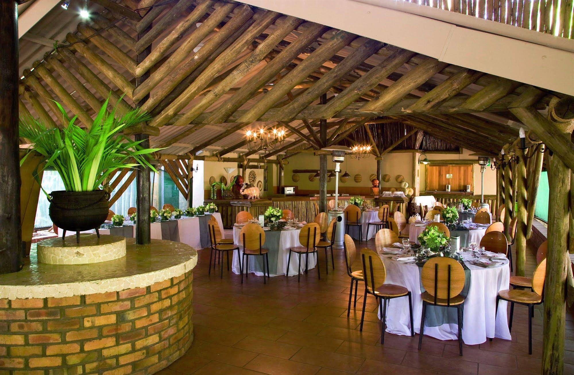 Bonamanzi Game Park Lalapanzi Camp
