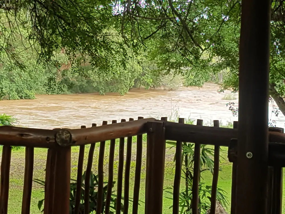 Ekuthuleni River Front Chalets