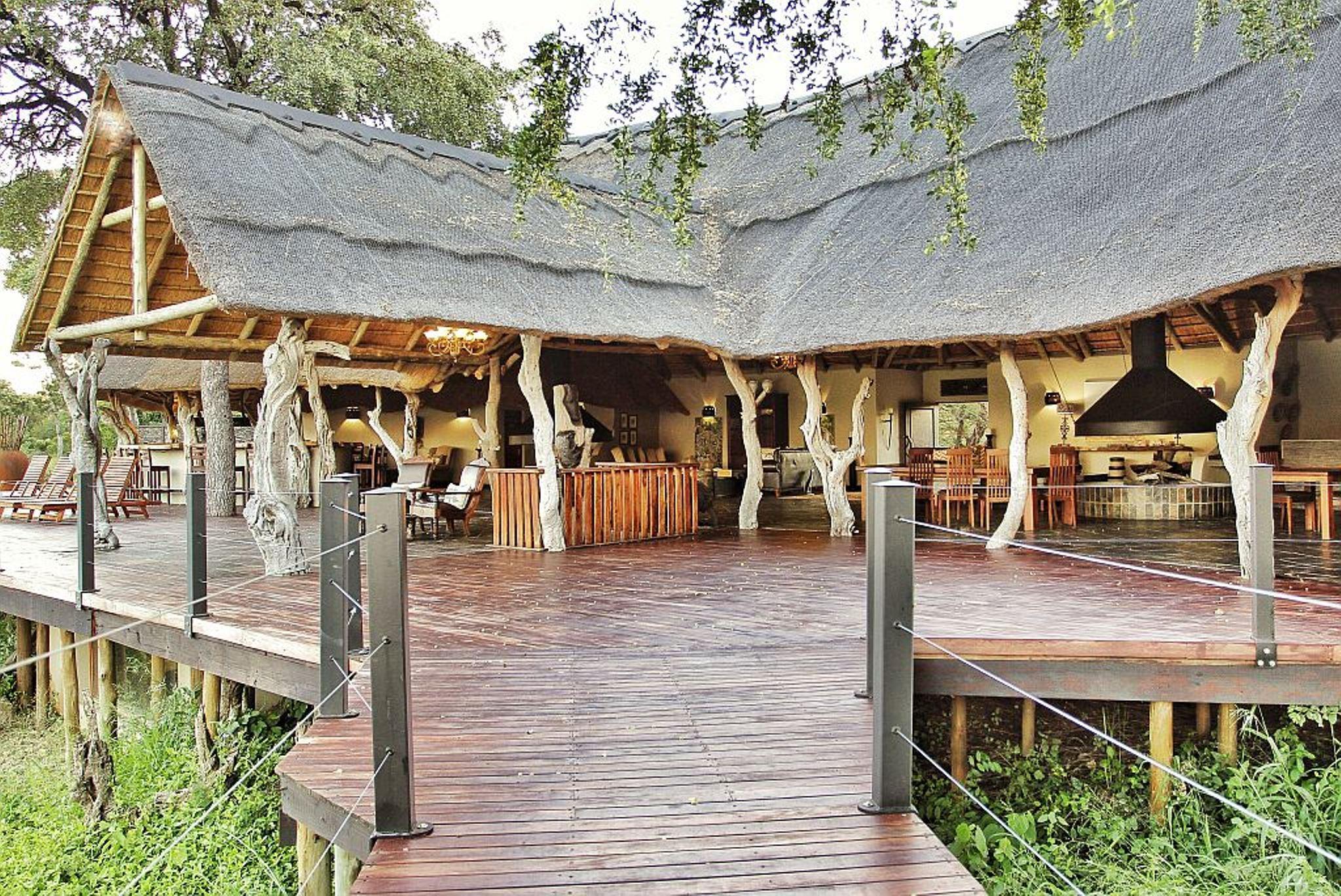 Kambaku Safari Lodge