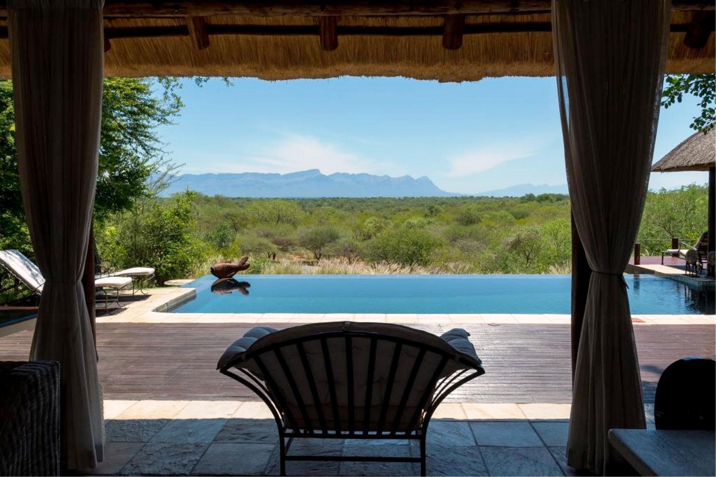 Khaya Ndlovu Safari Manor
