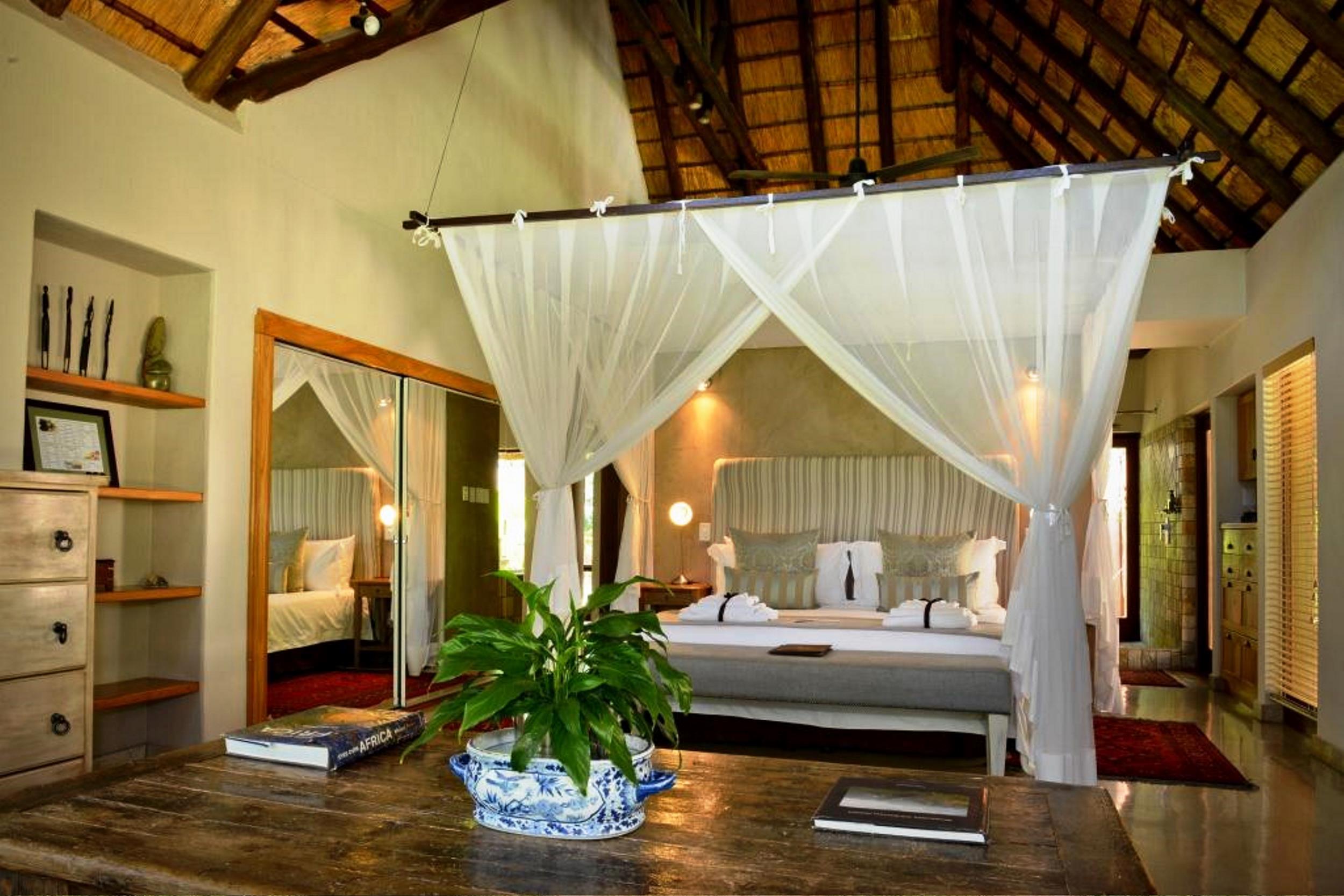 Khaya Ndlovu Safari Manor